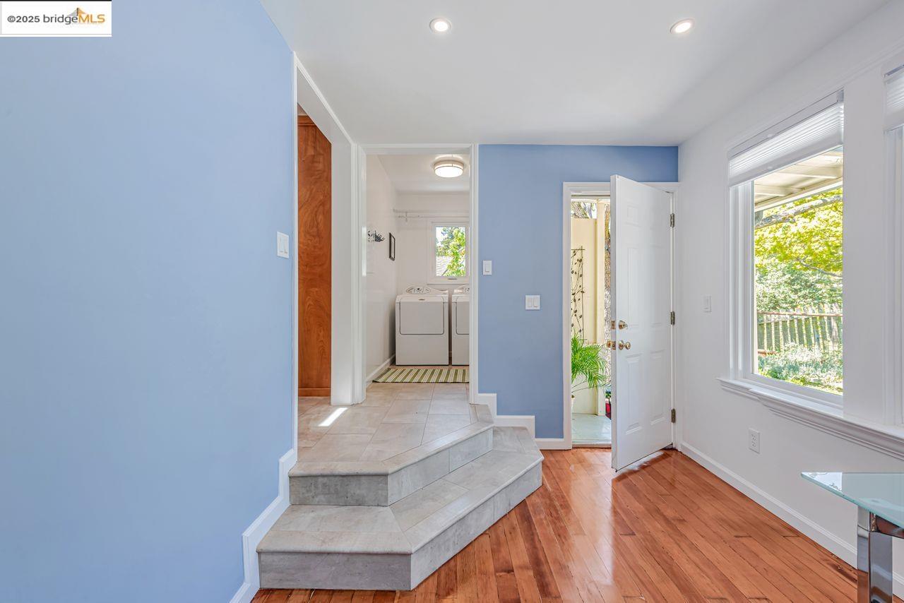 Detail Gallery Image 14 of 39 For 4373 Rettig, Oakland,  CA 94602-3511 - 2 Beds | 2 Baths
