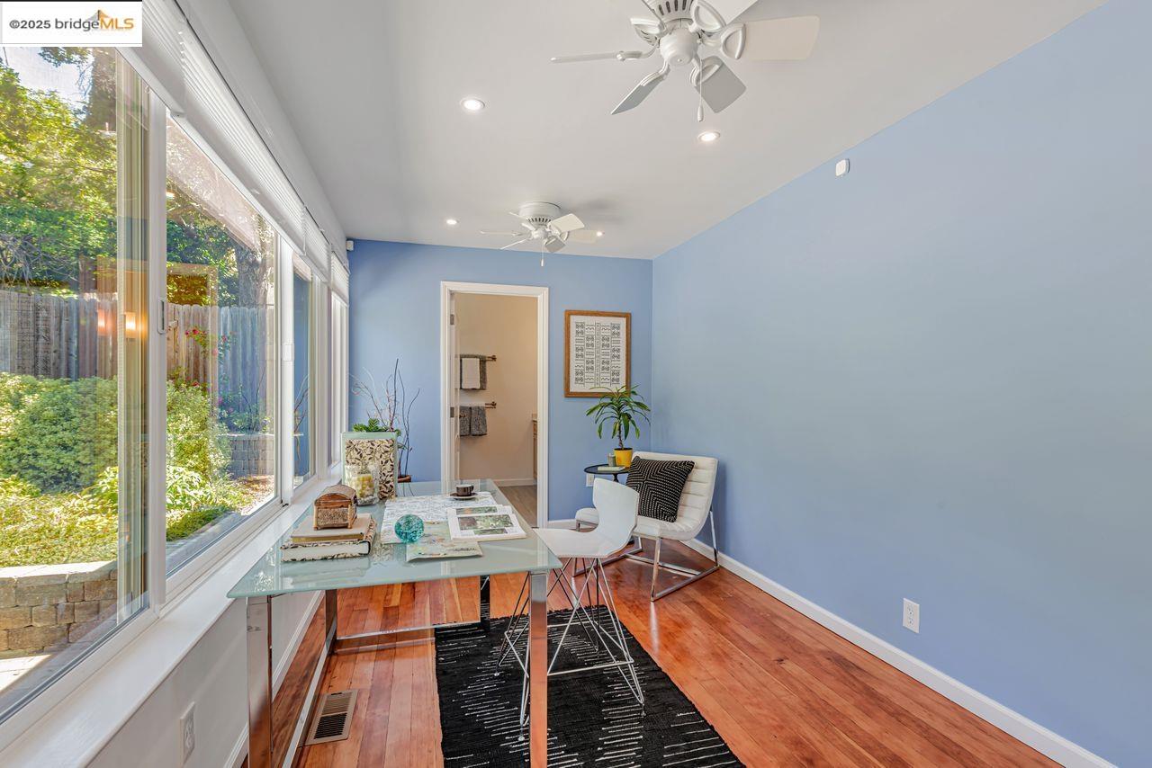 Detail Gallery Image 16 of 39 For 4373 Rettig, Oakland,  CA 94602-3511 - 2 Beds | 2 Baths
