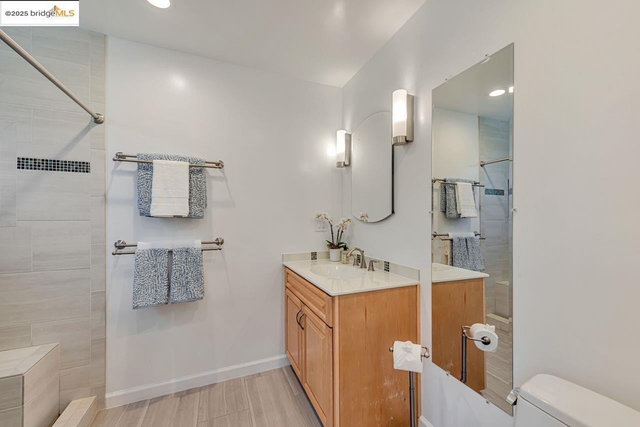 Detail Gallery Image 25 of 39 For 4373 Rettig, Oakland,  CA 94602-3511 - 2 Beds | 2 Baths