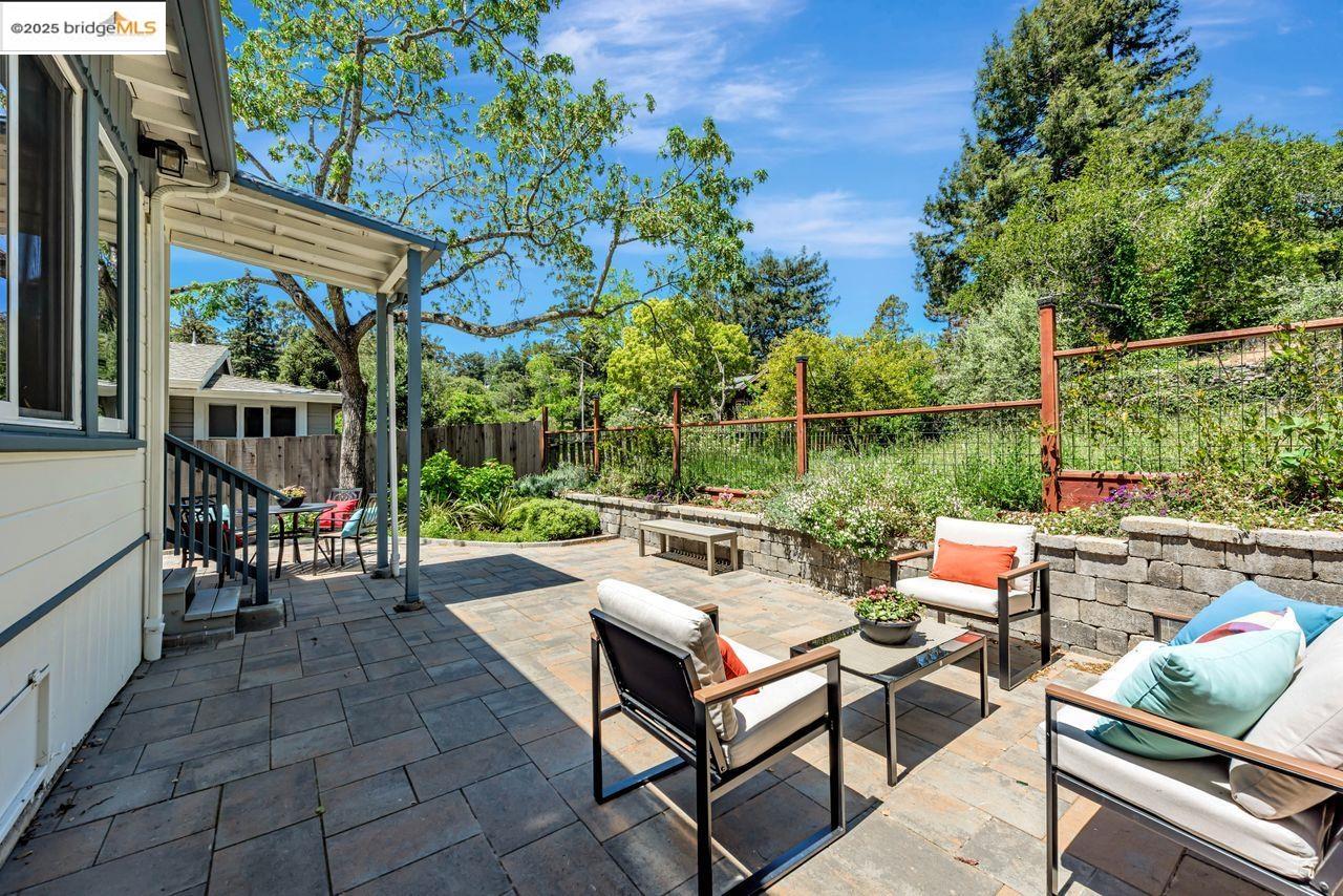 Detail Gallery Image 35 of 39 For 4373 Rettig, Oakland,  CA 94602-3511 - 2 Beds | 2 Baths