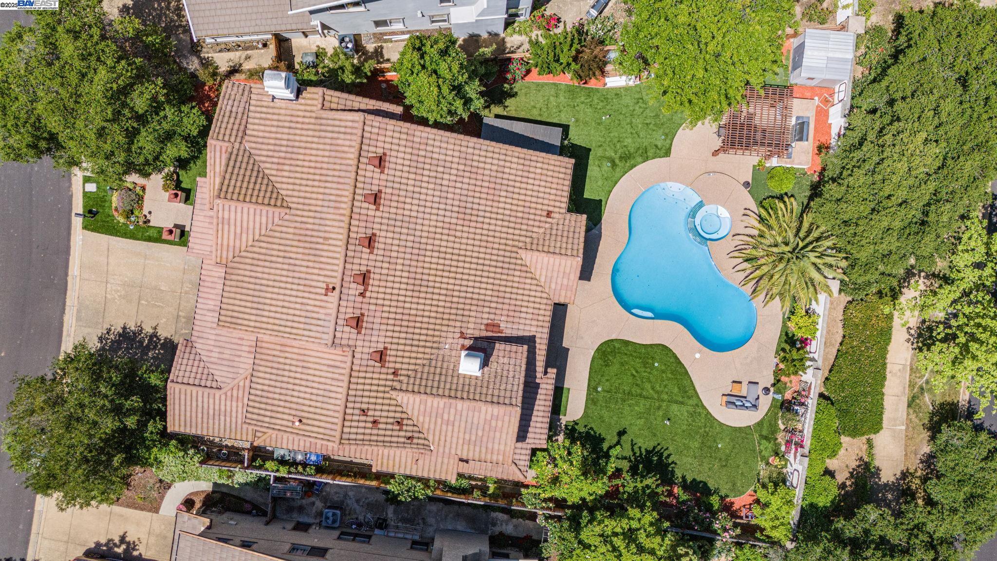 3535 Lessini, Pleasanton, California 94566, 4 Bedrooms Bedrooms, 8 Rooms Rooms,3 BathroomsBathrooms,Residential,For Sale,3535 Lessini,41096736