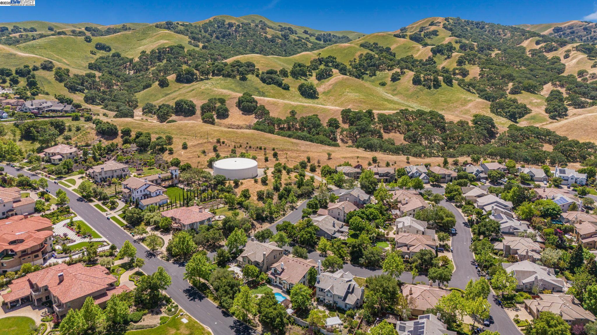 3535 Lessini, Pleasanton, California 94566, 4 Bedrooms Bedrooms, 8 Rooms Rooms,3 BathroomsBathrooms,Residential,For Sale,3535 Lessini,41096736