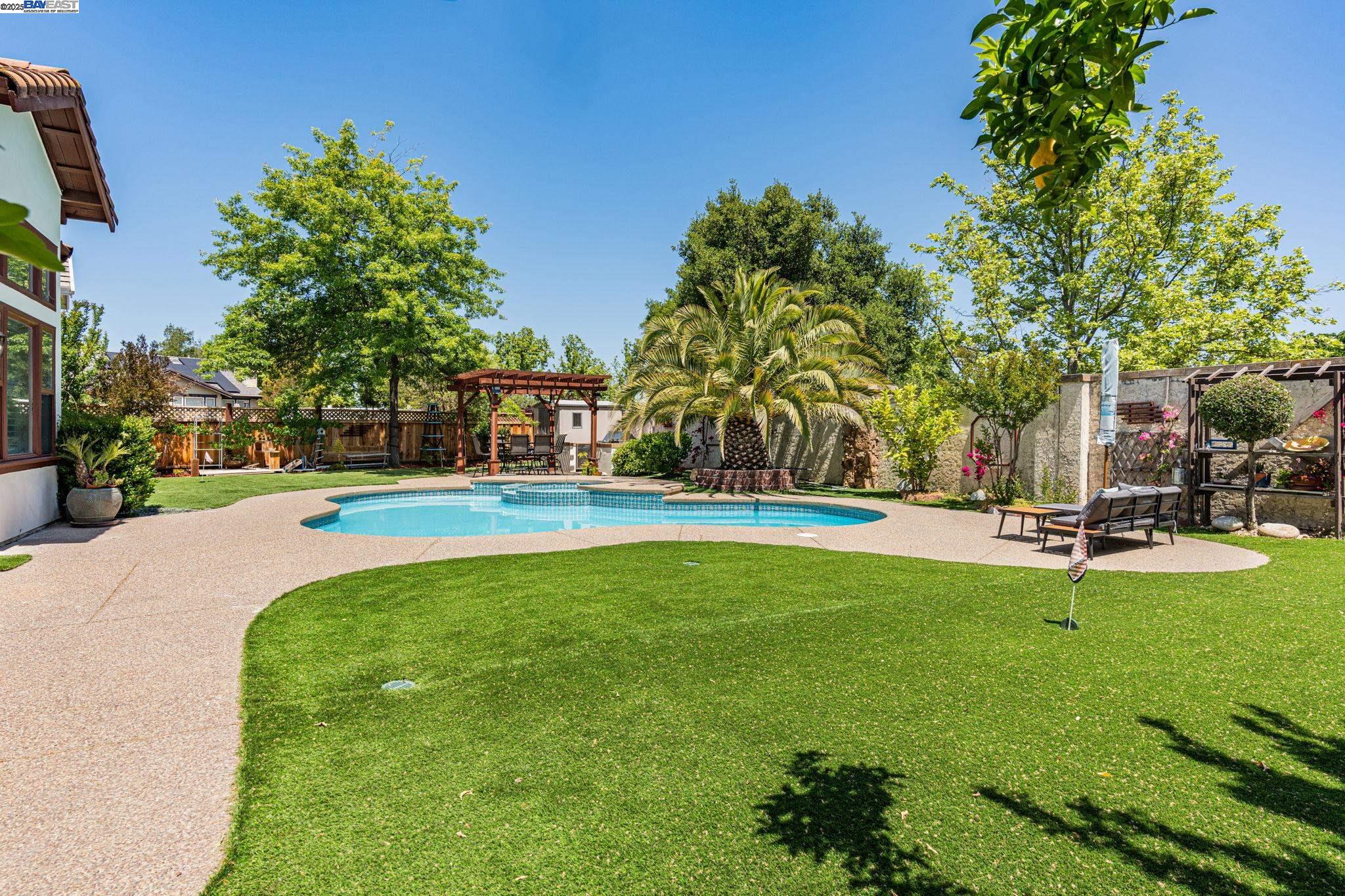 3535 Lessini, Pleasanton, California 94566, 4 Bedrooms Bedrooms, 8 Rooms Rooms,3 BathroomsBathrooms,Residential,For Sale,3535 Lessini,41096736