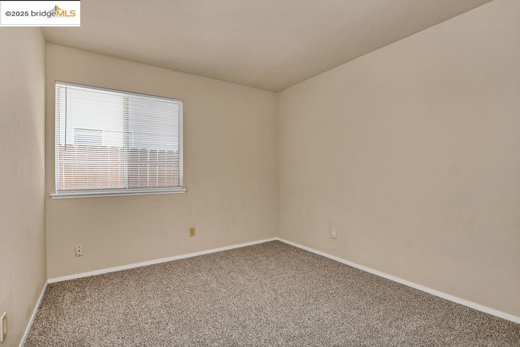 Detail Gallery Image 12 of 32 For 2410 Almaden Ct, Stockton,  CA 95206 - 4 Beds | 2 Baths