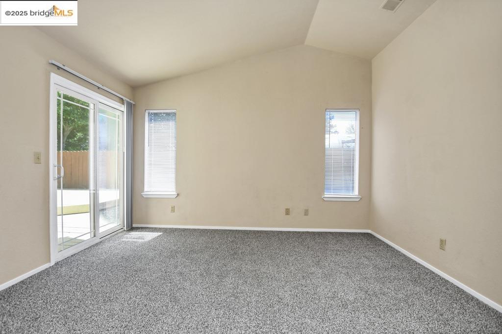 Detail Gallery Image 18 of 32 For 2410 Almaden Ct, Stockton,  CA 95206 - 4 Beds | 2 Baths