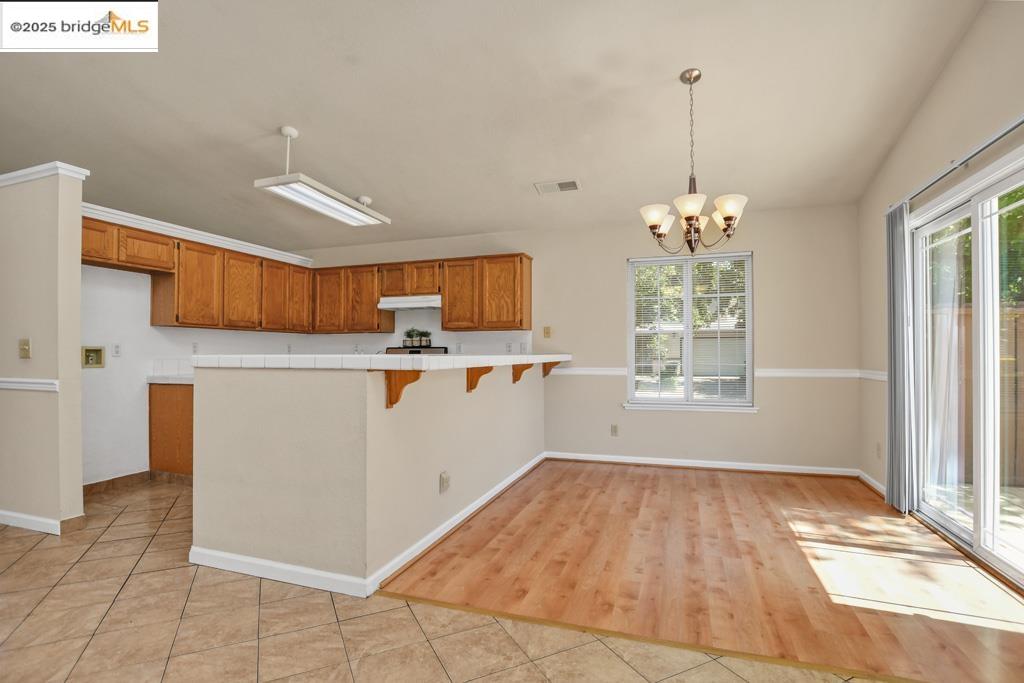 Detail Gallery Image 7 of 32 For 2410 Almaden Ct, Stockton,  CA 95206 - 4 Beds | 2 Baths