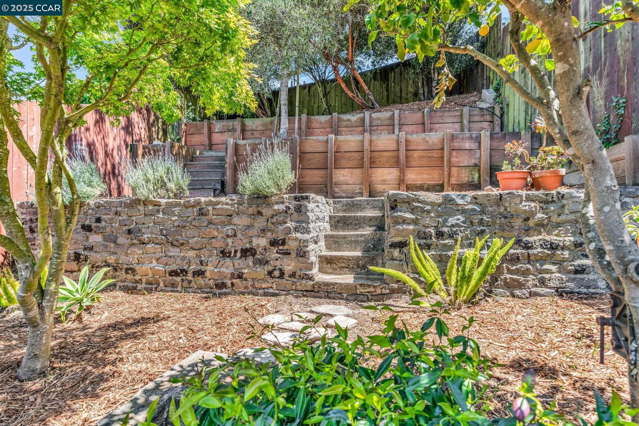 Detail Gallery Image 17 of 23 For 71 Gladstone Drive, San Francisco,  CA 94112 - 3 Beds | 1 Baths