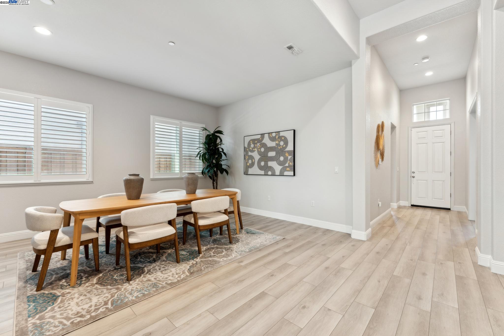 Detail Gallery Image 18 of 60 For 362 Fletcher Ln, Brentwood,  CA 94513 - 4 Beds | 3 Baths