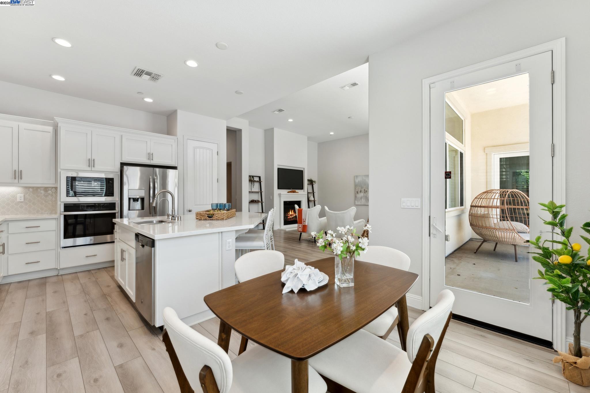 Detail Gallery Image 31 of 60 For 362 Fletcher Ln, Brentwood,  CA 94513 - 4 Beds | 3 Baths
