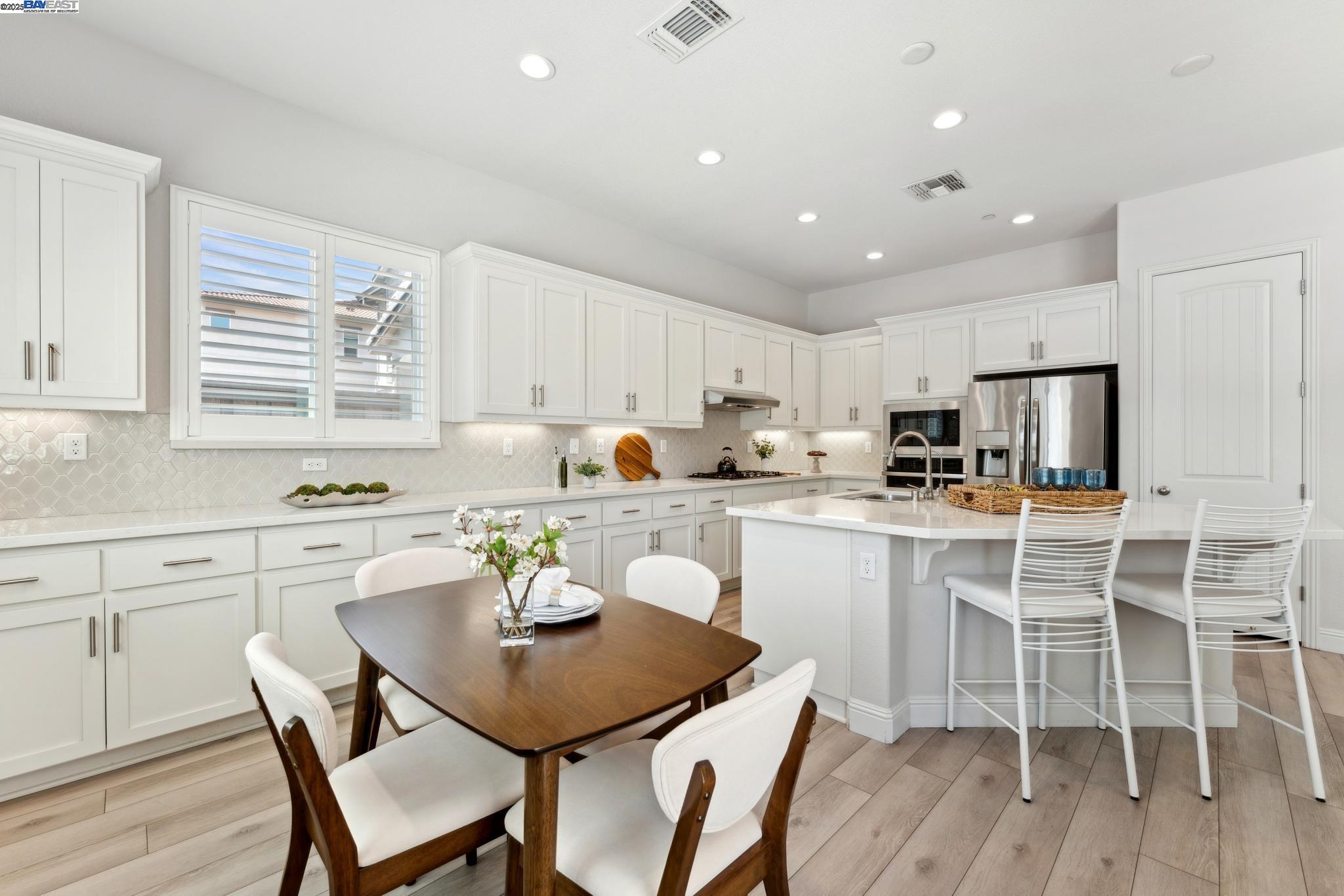 Detail Gallery Image 32 of 60 For 362 Fletcher Ln, Brentwood,  CA 94513 - 4 Beds | 3 Baths