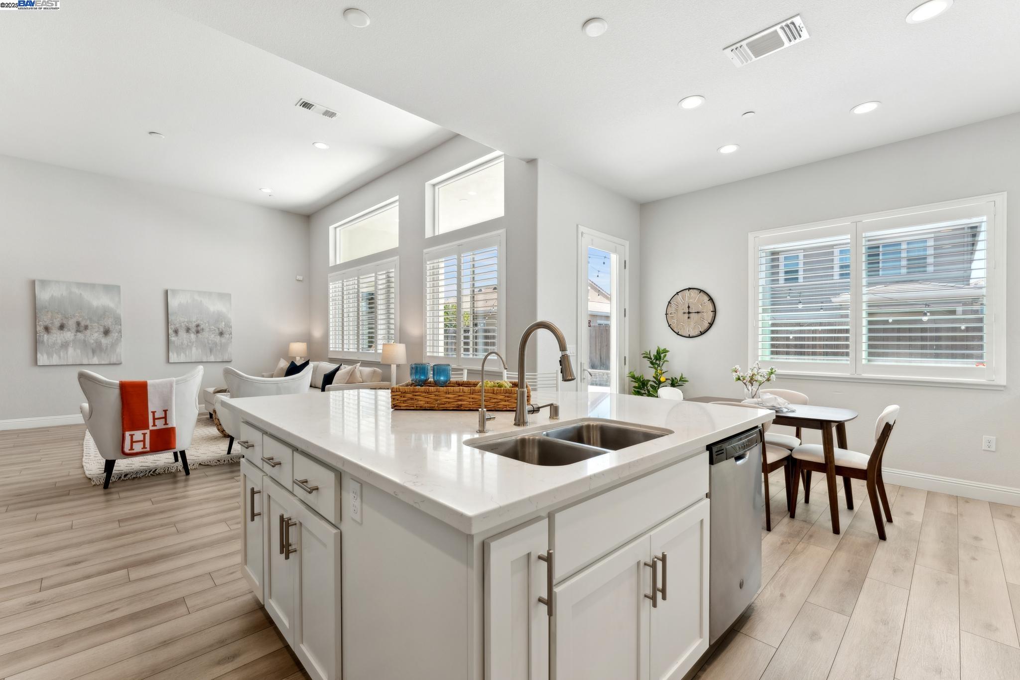 Detail Gallery Image 33 of 60 For 362 Fletcher Ln, Brentwood,  CA 94513 - 4 Beds | 3 Baths