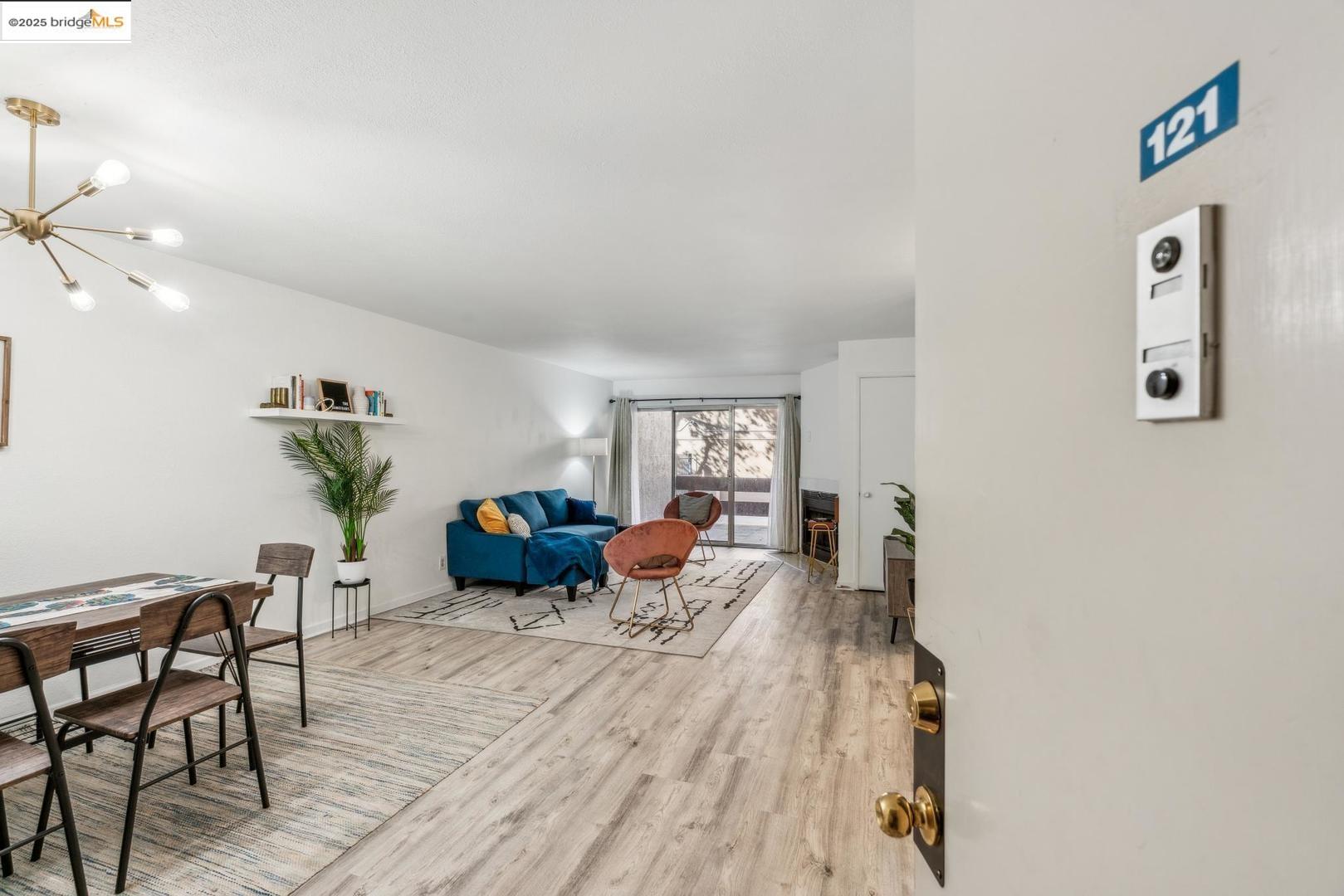 Detail Gallery Image 19 of 26 For 2121 Vale Rd #121,  San Pablo,  CA 94806 - 2 Beds | 2 Baths