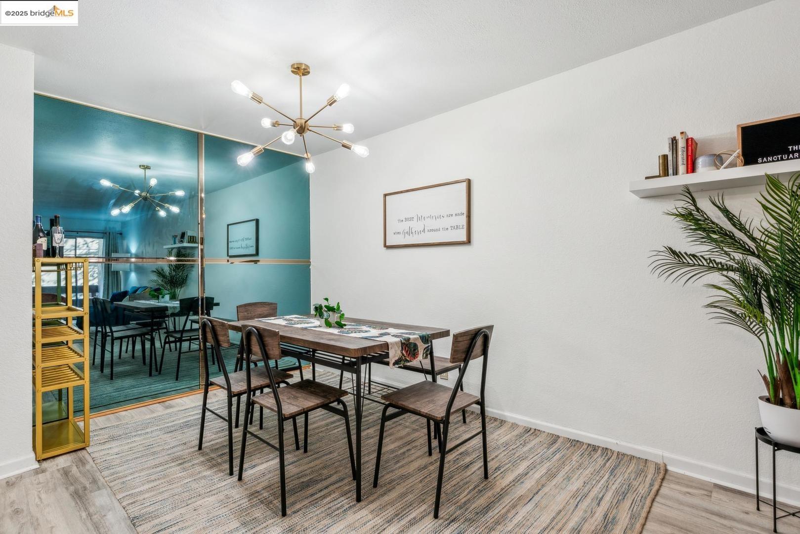 Detail Gallery Image 6 of 26 For 2121 Vale Rd #121,  San Pablo,  CA 94806 - 2 Beds | 2 Baths