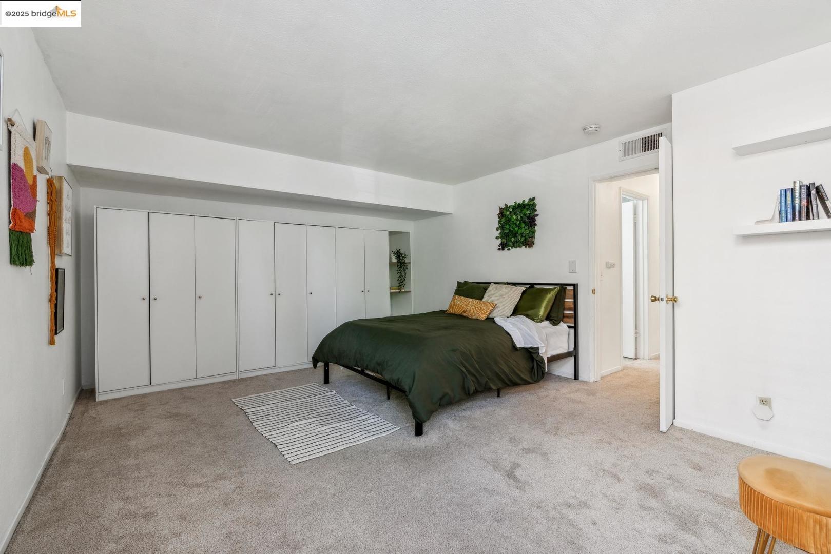 Detail Gallery Image 10 of 26 For 2121 Vale Rd #121,  San Pablo,  CA 94806 - 2 Beds | 2 Baths