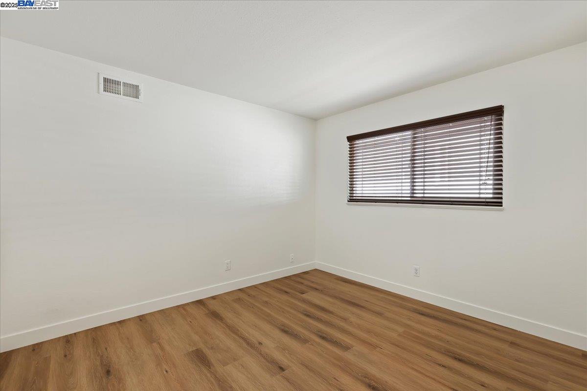 Detail Gallery Image 18 of 35 For 19678 Bernal Street, Castro Valley,  CA 94546 - 3 Beds | 2 Baths
