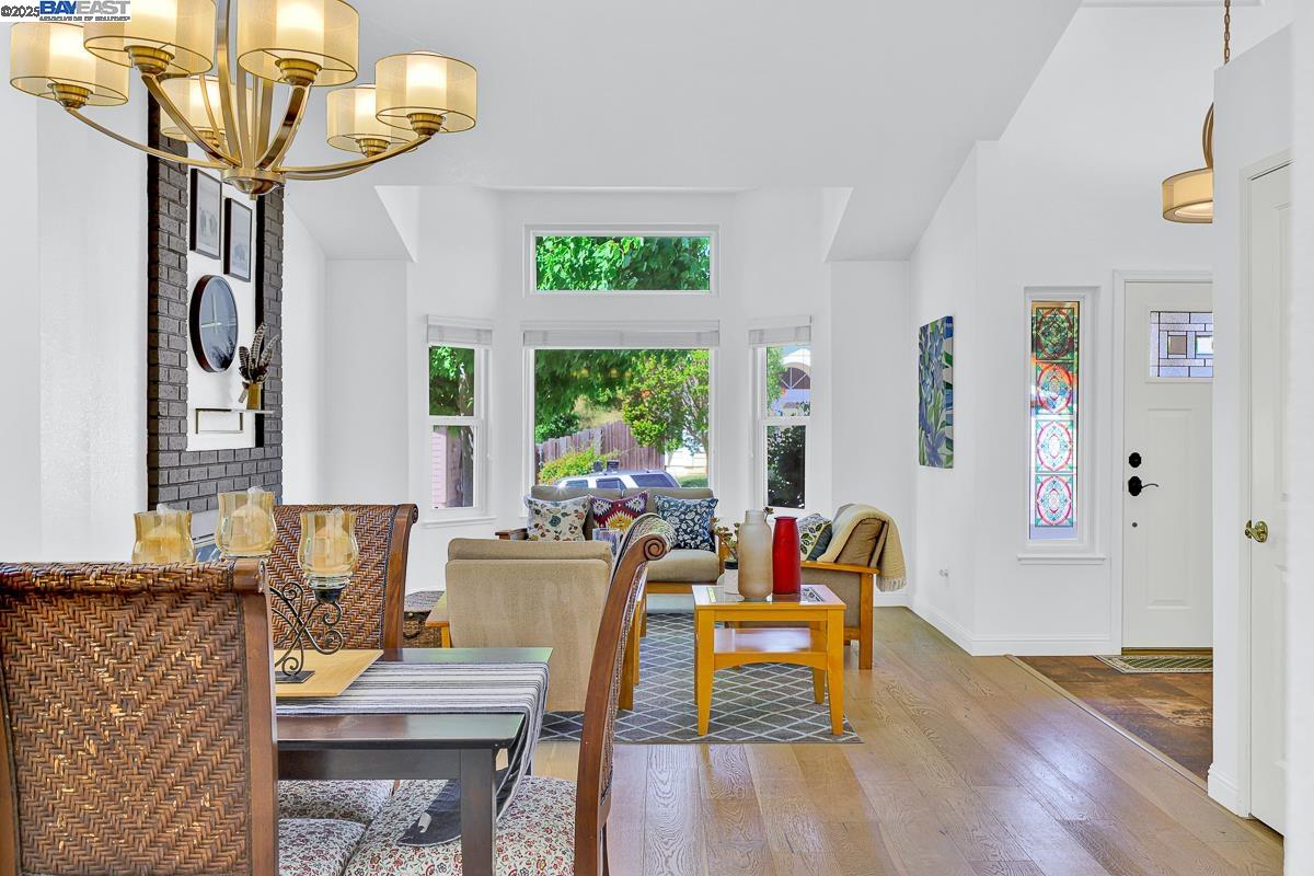Detail Gallery Image 17 of 51 For 419 Longridge Dr, Vallejo,  CA 94591 - 3 Beds | 2 Baths