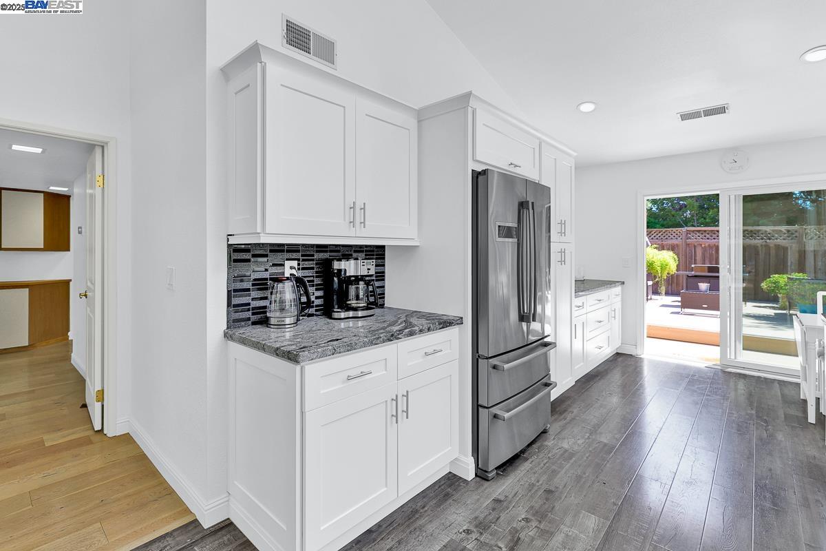 Detail Gallery Image 21 of 51 For 419 Longridge Dr, Vallejo,  CA 94591 - 3 Beds | 2 Baths