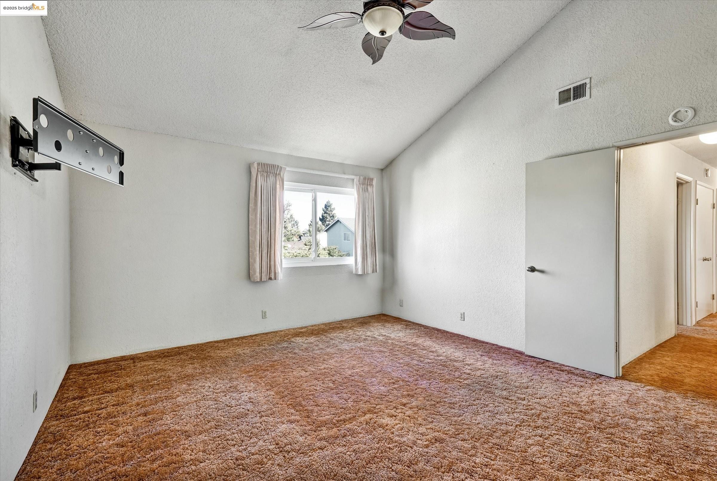Detail Gallery Image 17 of 32 For 34607 Wells Ave, Fremont,  CA 94555 - 4 Beds | 2/1 Baths