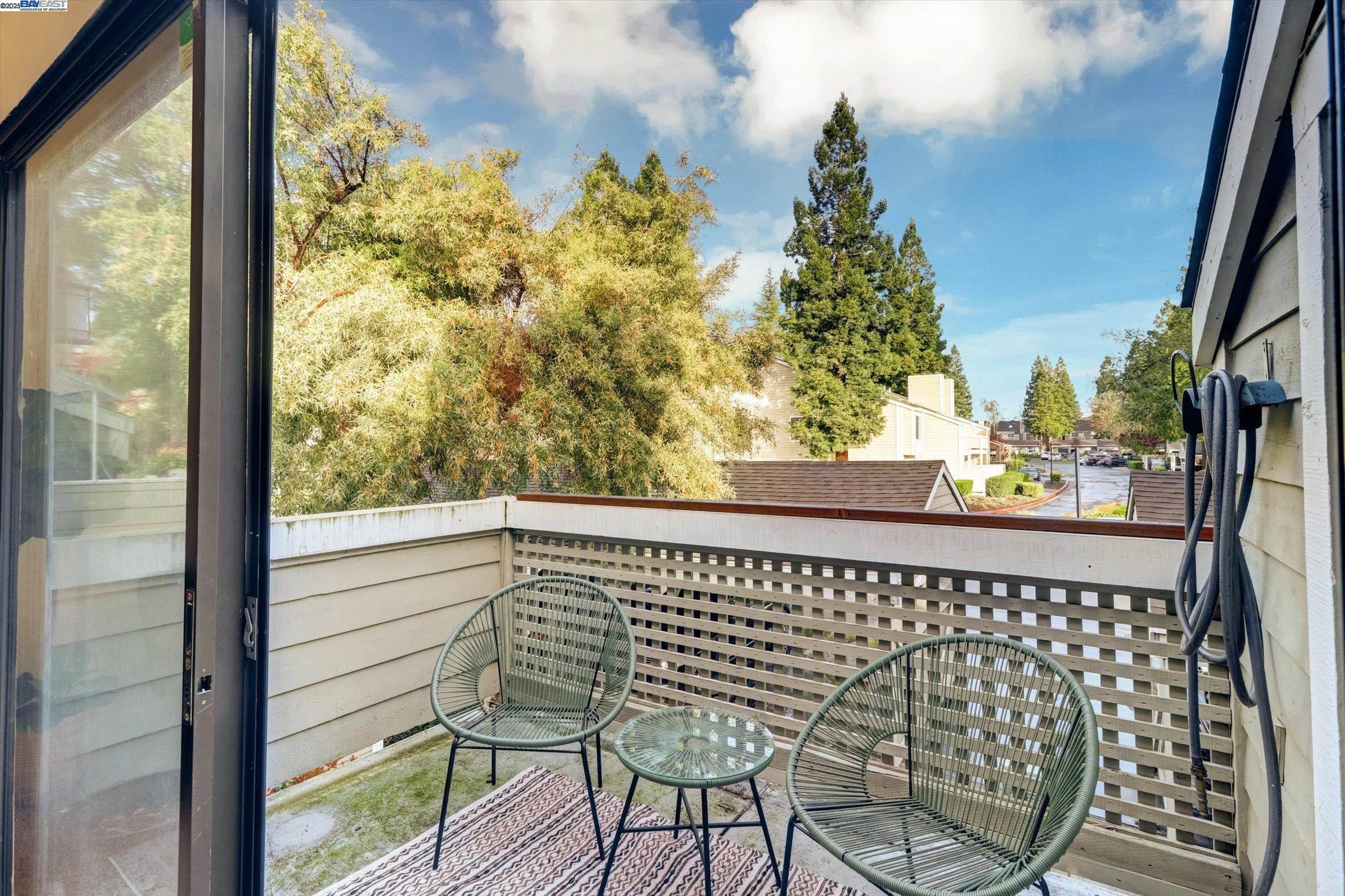 130 Eastridge, San Ramon, California 94582, 1 Bedroom Bedrooms, 4 Rooms Rooms,1 BathroomBathrooms,Residential Lease,For Rent,130 Eastridge,41096753
