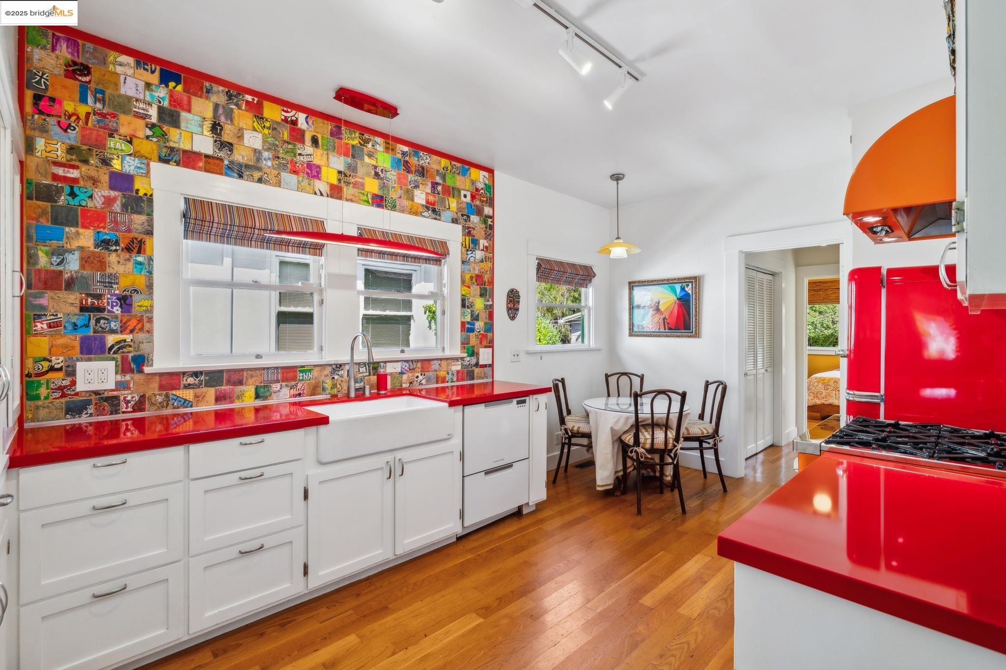 Detail Gallery Image 19 of 60 For 5236 James Ave, Oakland,  CA 94618 - 3 Beds | 2 Baths