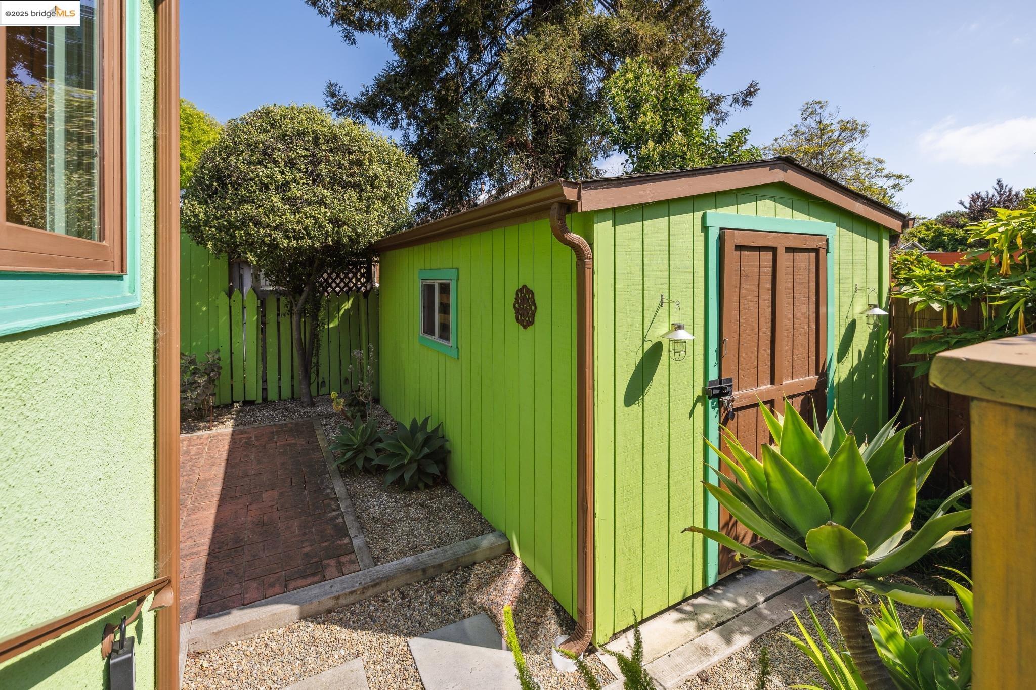Detail Gallery Image 55 of 60 For 5236 James Ave, Oakland,  CA 94618 - 3 Beds | 2 Baths