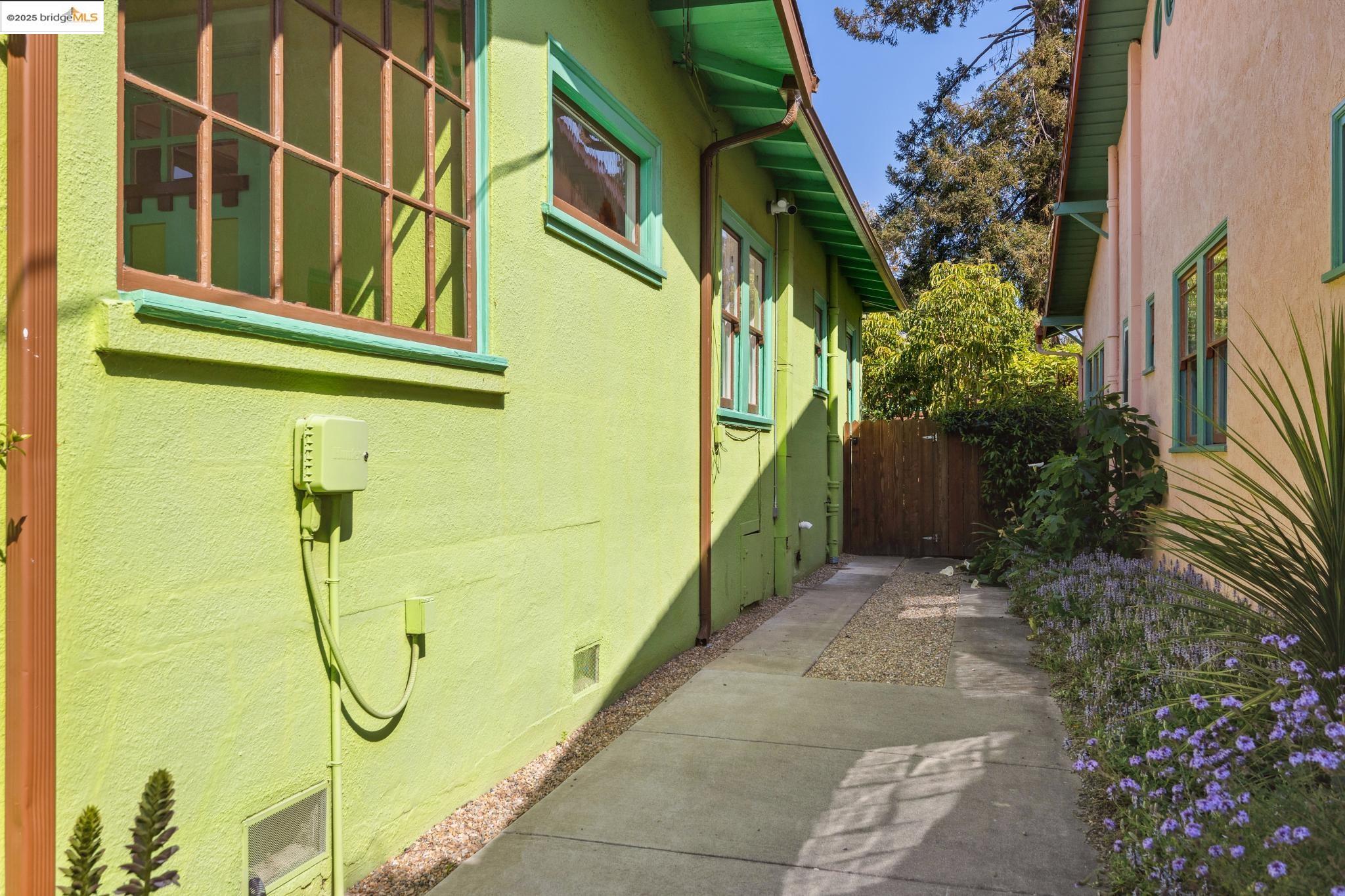 Detail Gallery Image 59 of 60 For 5236 James Ave, Oakland,  CA 94618 - 3 Beds | 2 Baths