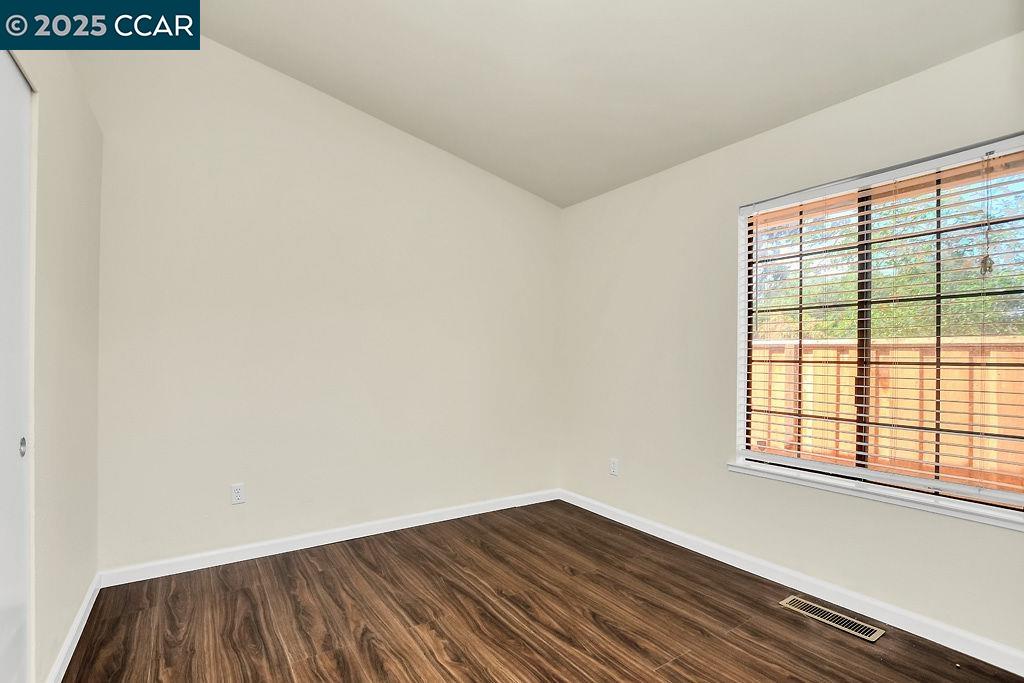Detail Gallery Image 16 of 30 For 2253 Pinenut Ct, Antioch,  CA 94509 - 3 Beds | 2 Baths