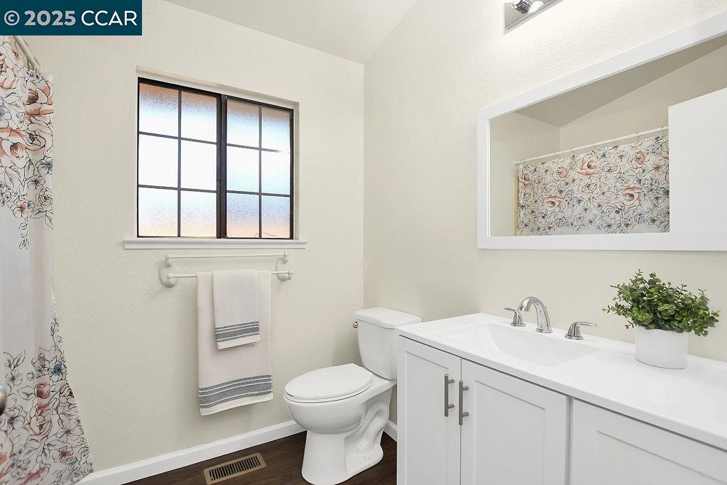 Detail Gallery Image 18 of 30 For 2253 Pinenut Ct, Antioch,  CA 94509 - 3 Beds | 2 Baths