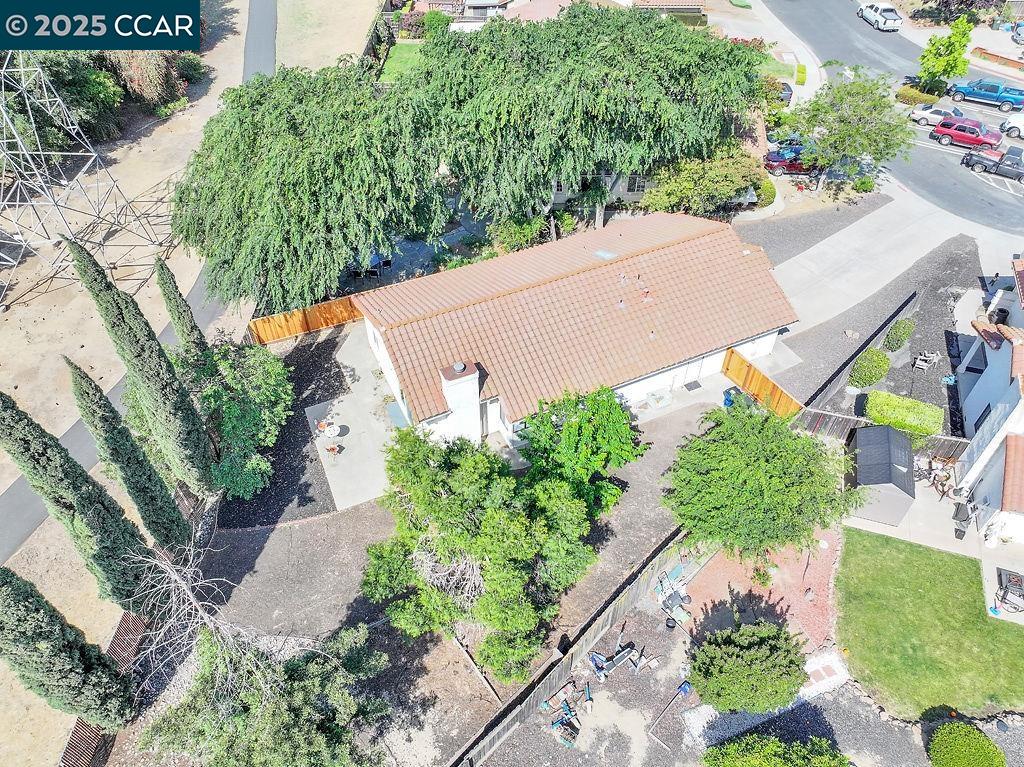 Detail Gallery Image 30 of 30 For 2253 Pinenut Ct, Antioch,  CA 94509 - 3 Beds | 2 Baths
