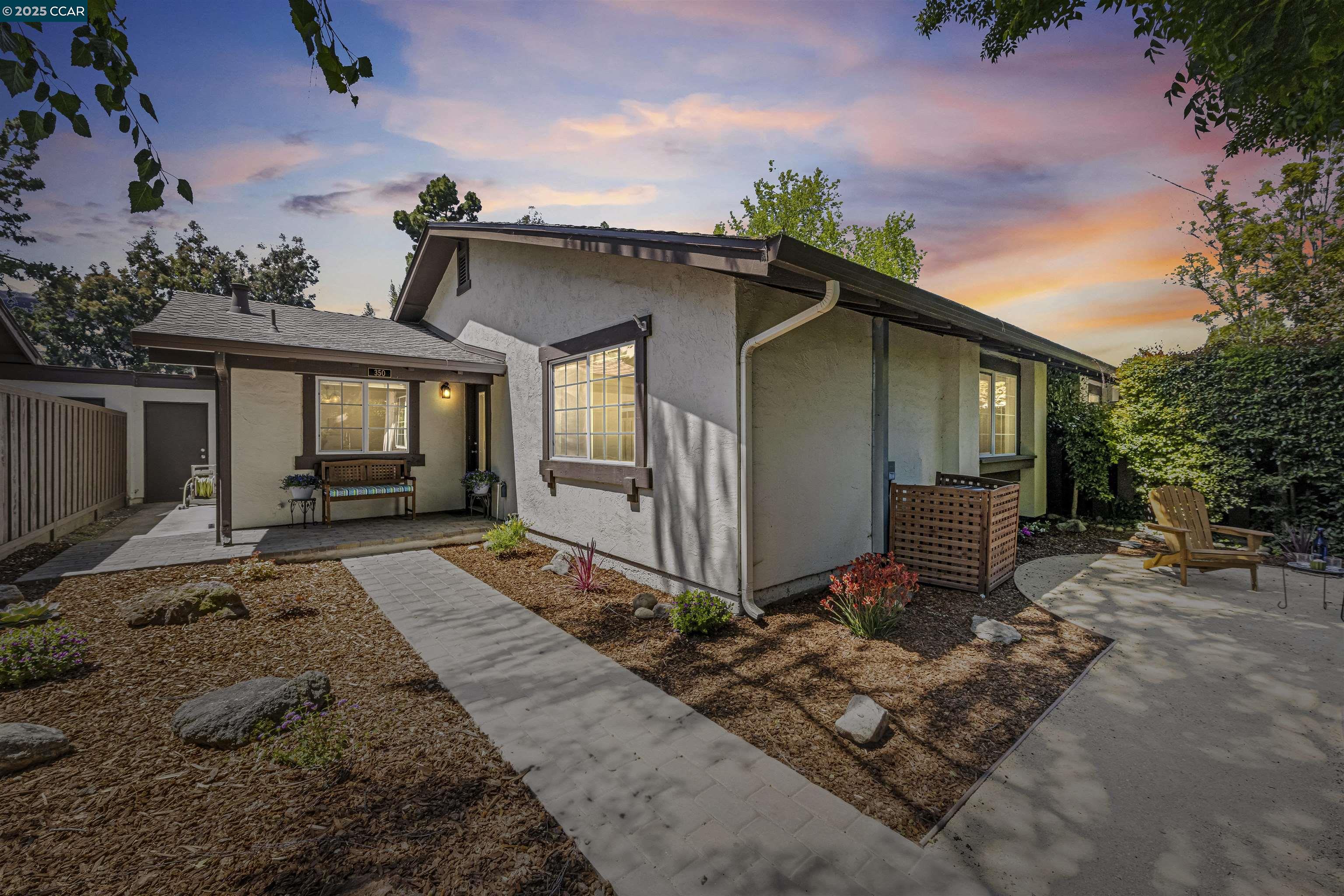 Detail Gallery Image 1 of 52 For 350 Torrano Cmn, Fremont,  CA 94536 - 3 Beds | 2 Baths