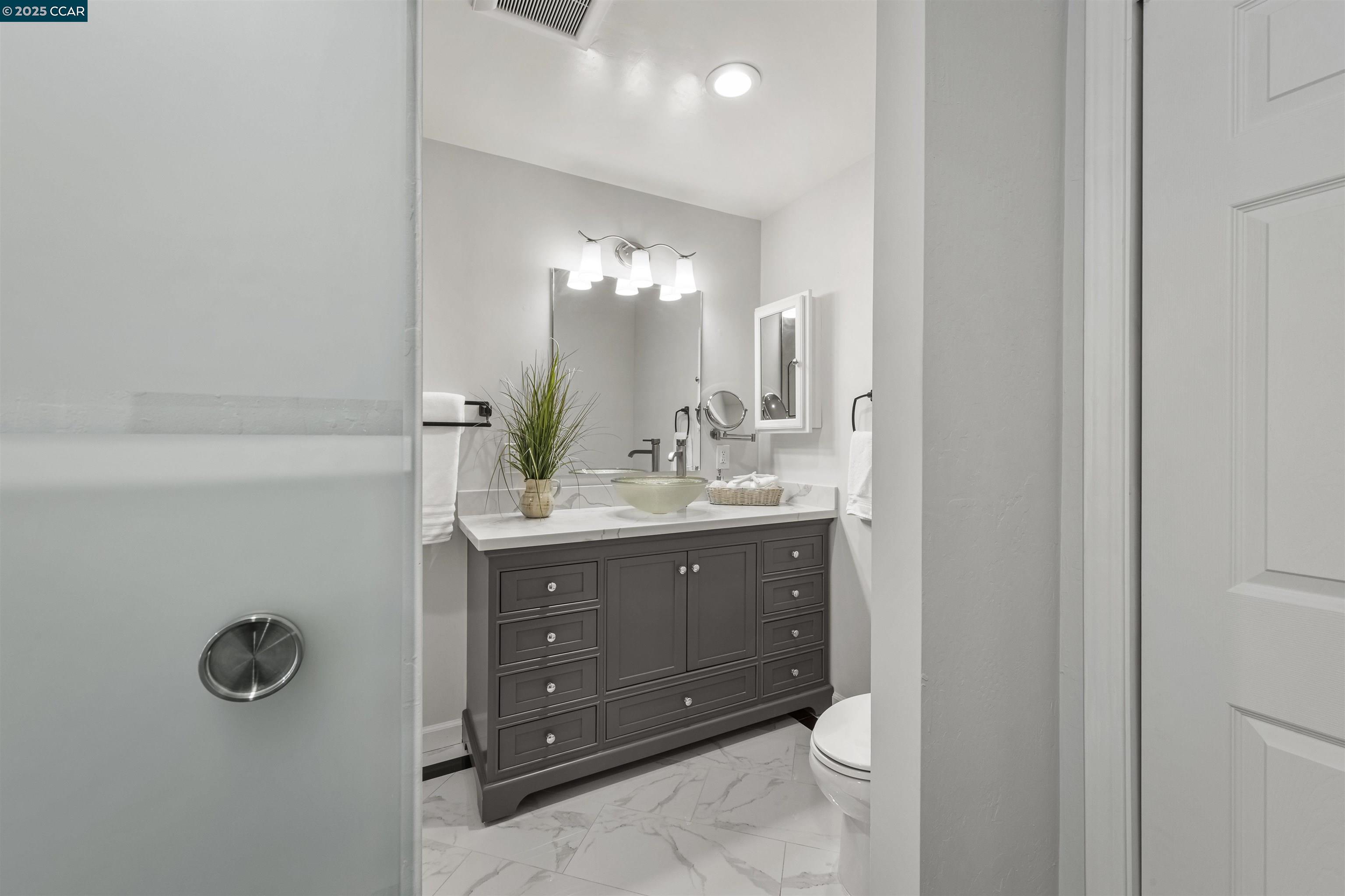 Detail Gallery Image 20 of 52 For 350 Torrano Cmn, Fremont,  CA 94536 - 3 Beds | 2 Baths