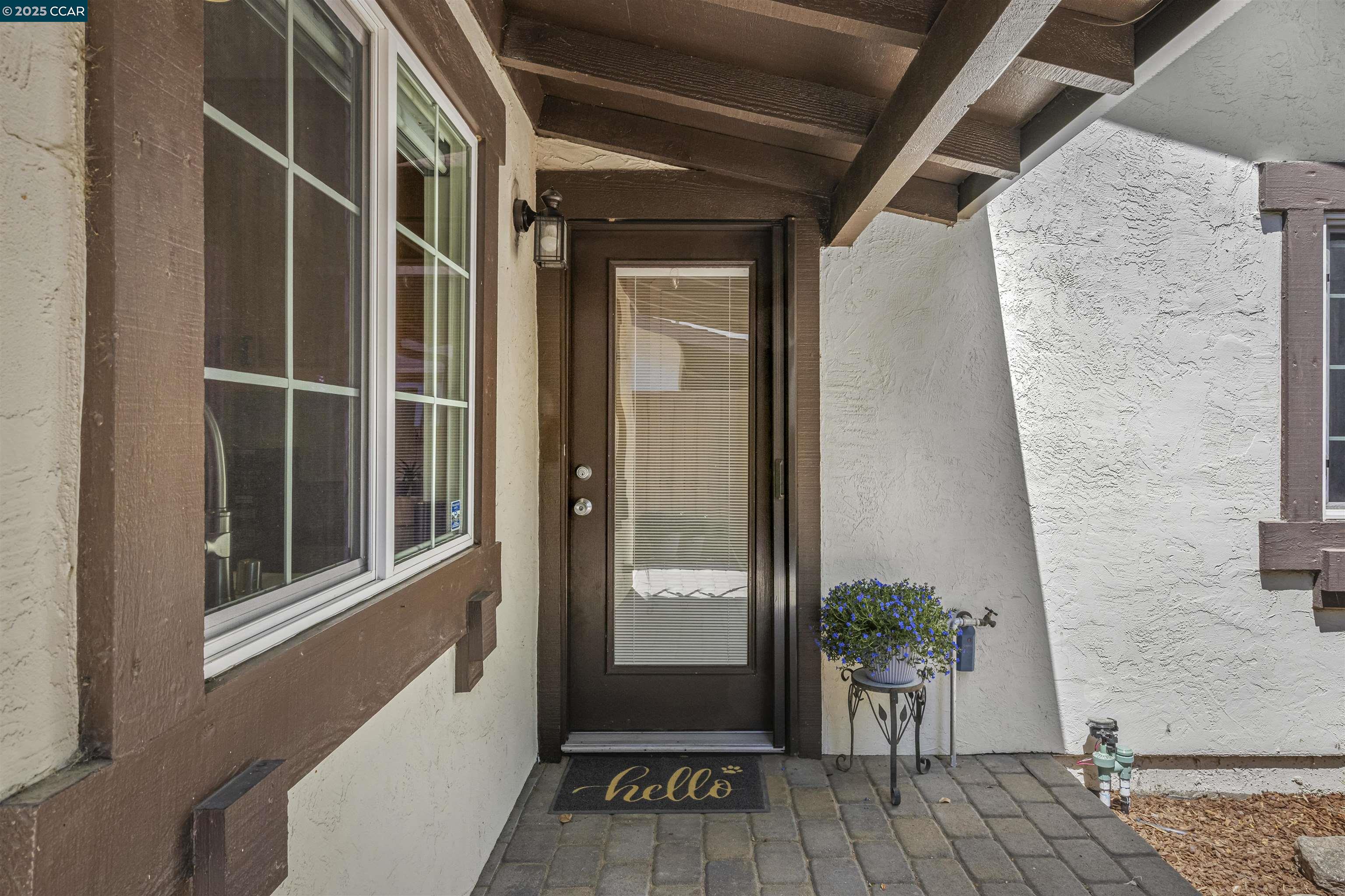 Detail Gallery Image 3 of 52 For 350 Torrano Cmn, Fremont,  CA 94536 - 3 Beds | 2 Baths