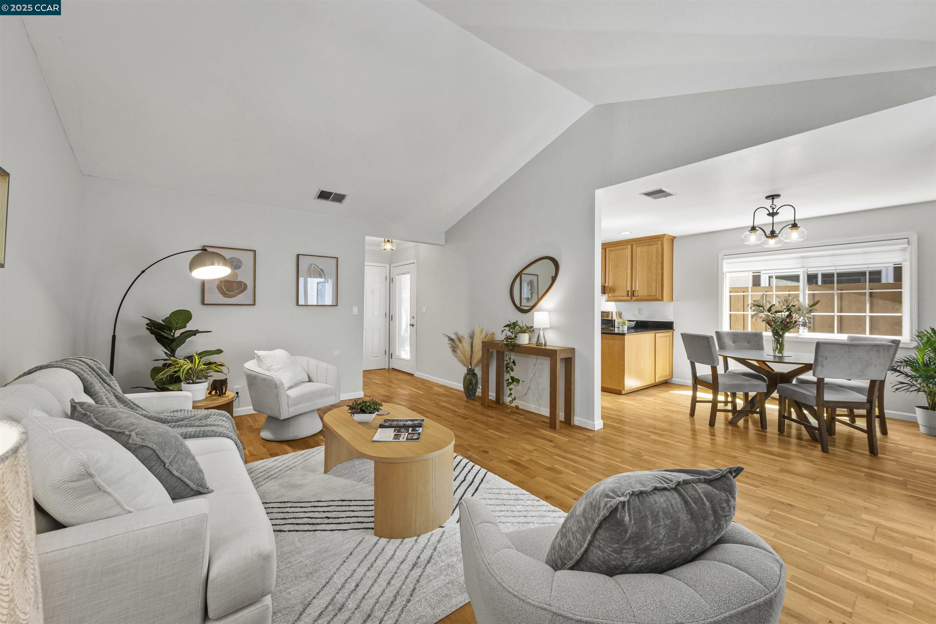 Detail Gallery Image 7 of 52 For 350 Torrano Cmn, Fremont,  CA 94536 - 3 Beds | 2 Baths