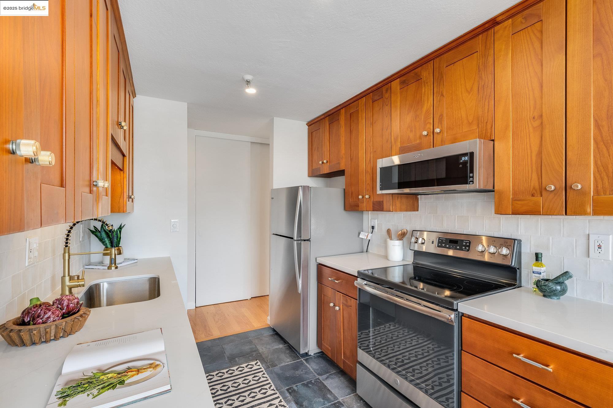 Photo #12: 41096761 Listing: Photo #12