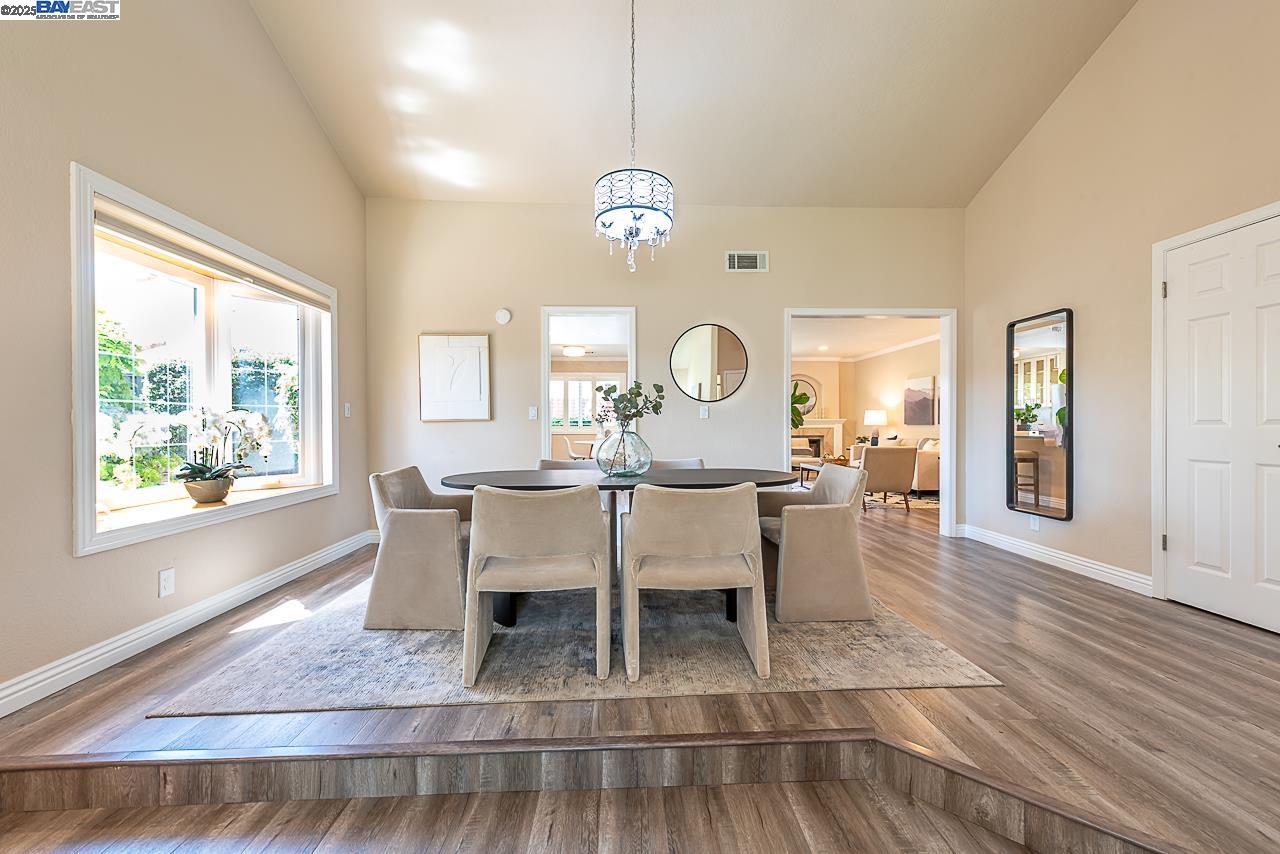 Detail Gallery Image 13 of 60 For 32713 Ripon Ct, Union City,  CA 94587 - 4 Beds | 2 Baths