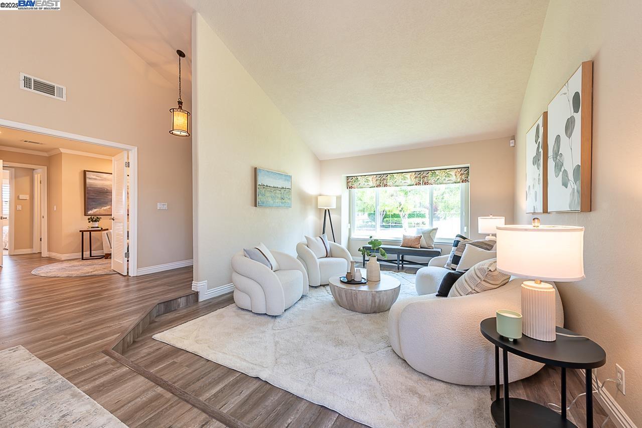 Detail Gallery Image 8 of 60 For 32713 Ripon Ct, Union City,  CA 94587 - 4 Beds | 2 Baths