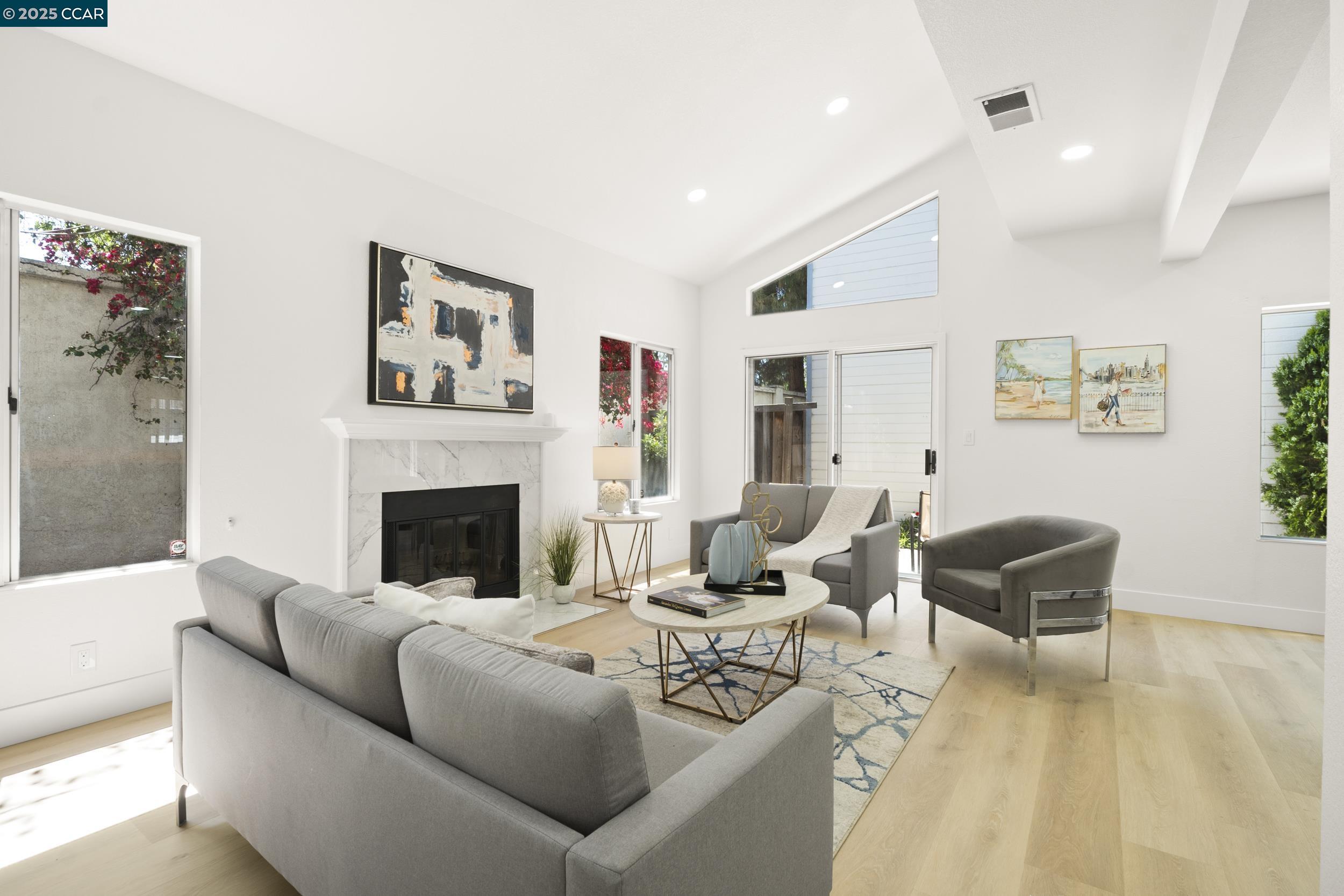 Detail Gallery Image 2 of 37 For 6453 Potrero Dr, Newark,  CA 94560 - 3 Beds | 2/1 Baths
