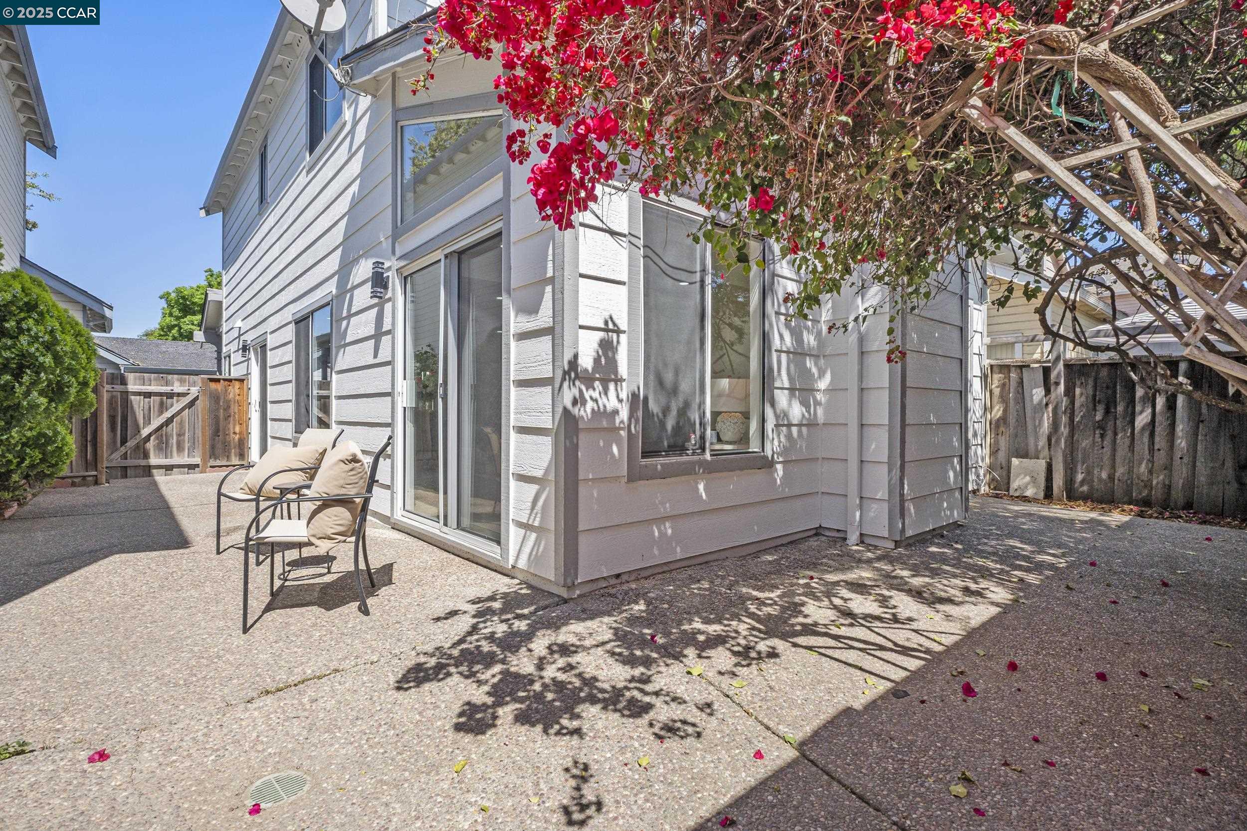 Detail Gallery Image 27 of 37 For 6453 Potrero Dr, Newark,  CA 94560 - 3 Beds | 2/1 Baths