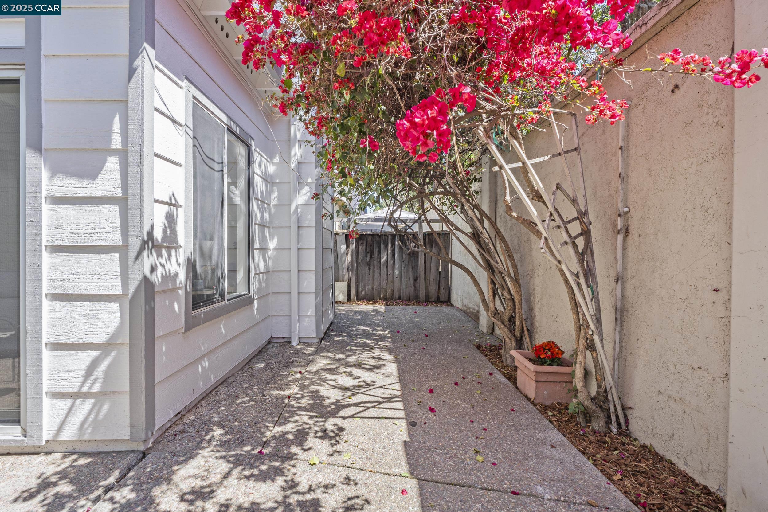Detail Gallery Image 28 of 37 For 6453 Potrero Dr, Newark,  CA 94560 - 3 Beds | 2/1 Baths