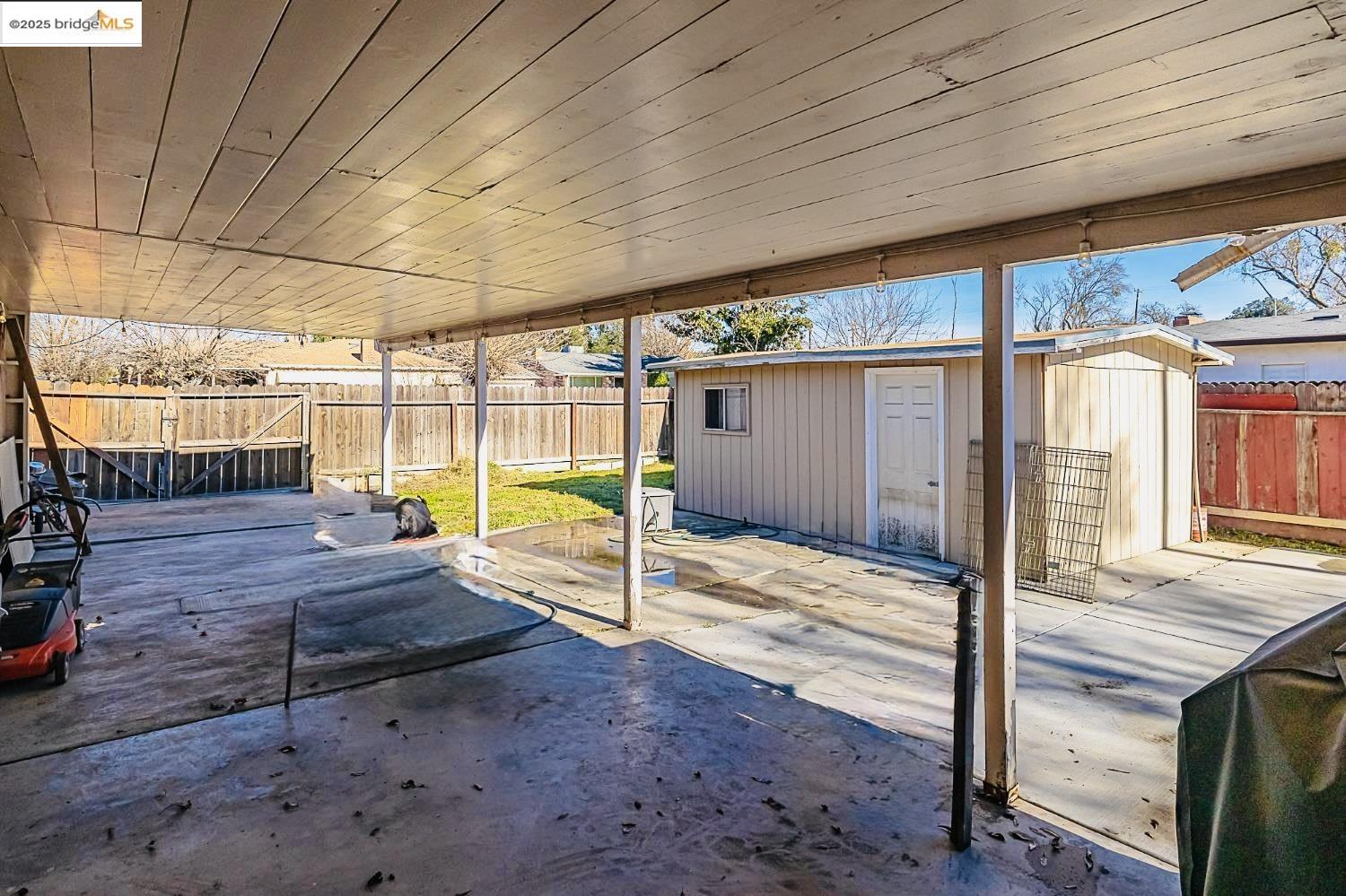 Detail Gallery Image 9 of 10 For 232 Renee Dr, Modesto,  CA 95354 - 3 Beds | 1/1 Baths