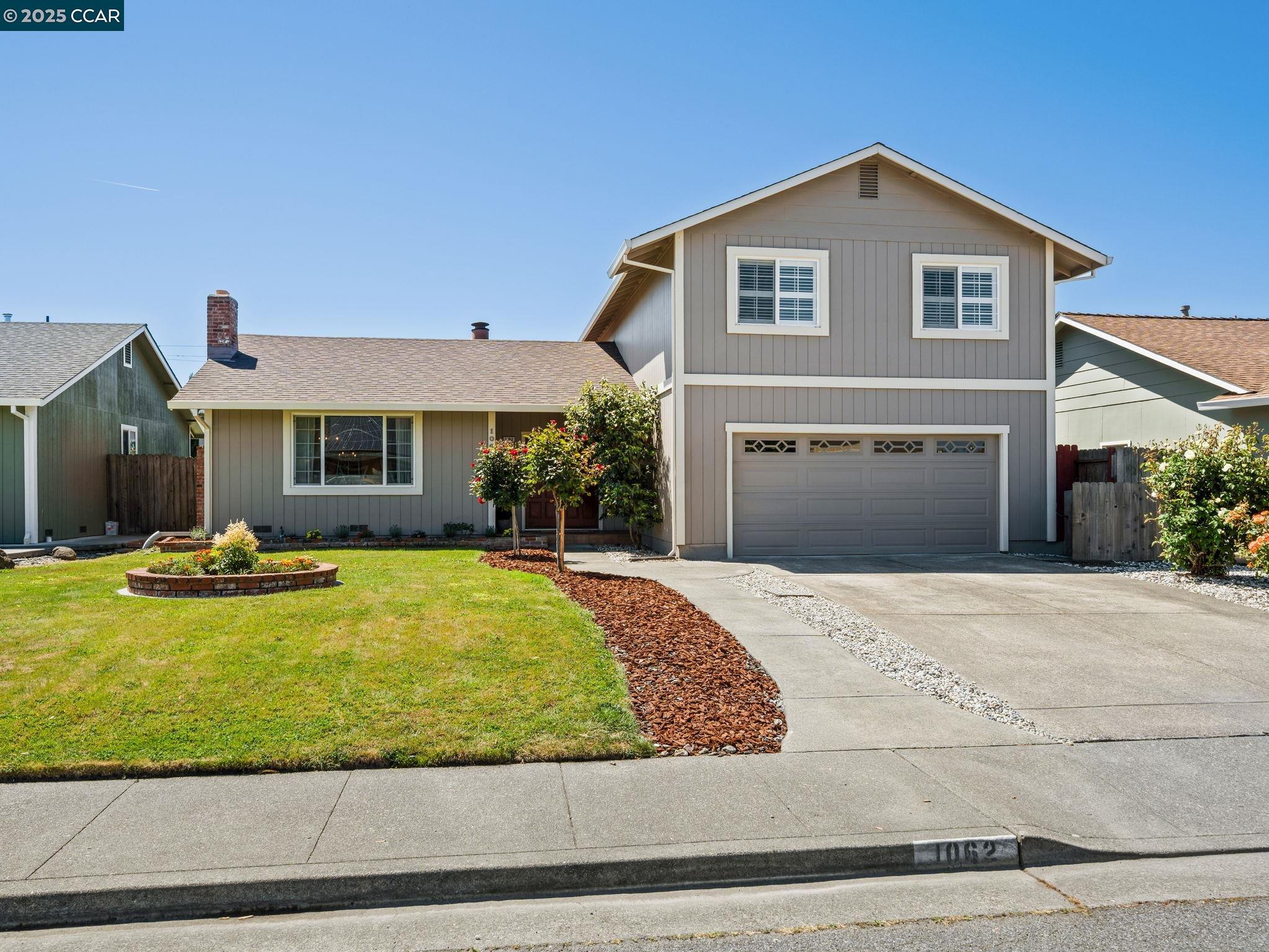Detail Gallery Image 1 of 56 For 1062 Santa Clara Ln., Petaluma,  CA 94954 - 4 Beds | 3 Baths