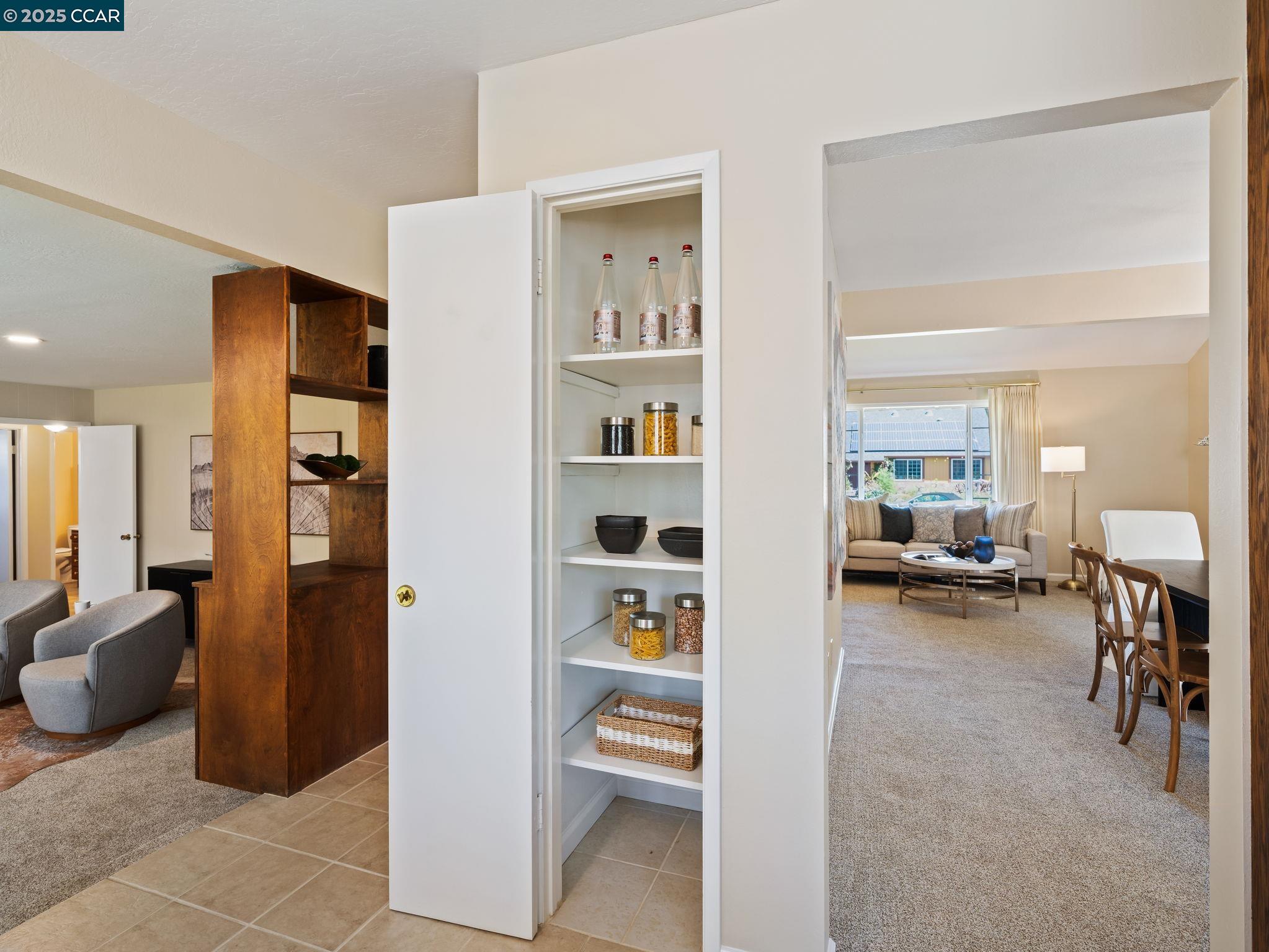 Detail Gallery Image 24 of 56 For 1062 Santa Clara Ln., Petaluma,  CA 94954 - 4 Beds | 3 Baths