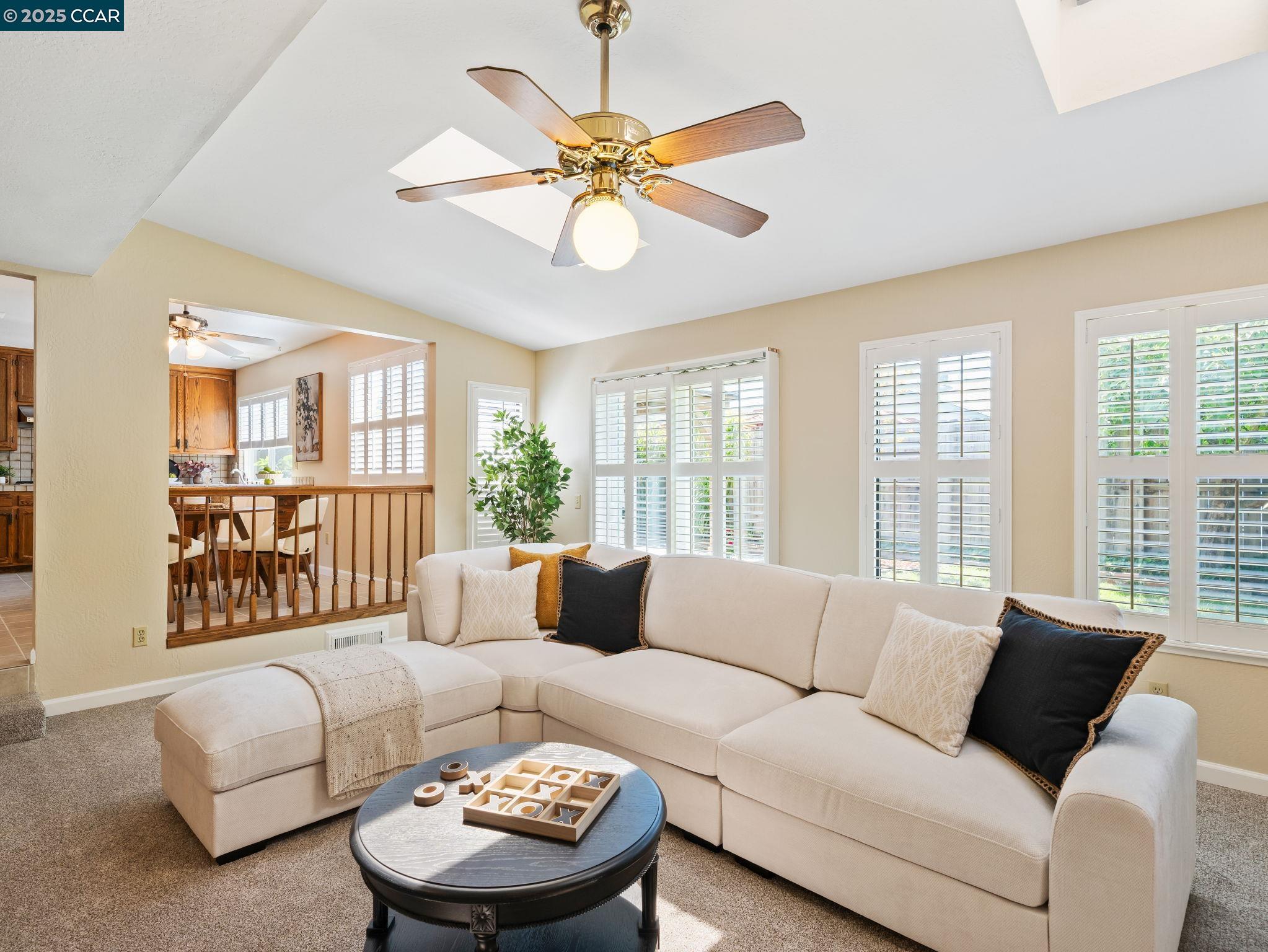 Detail Gallery Image 29 of 56 For 1062 Santa Clara Ln., Petaluma,  CA 94954 - 4 Beds | 3 Baths