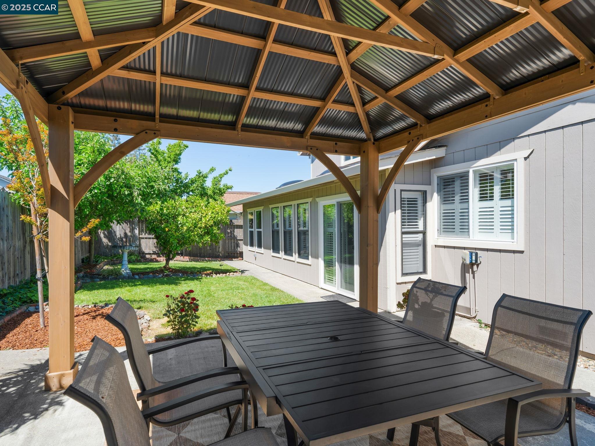 Detail Gallery Image 52 of 56 For 1062 Santa Clara Ln., Petaluma,  CA 94954 - 4 Beds | 3 Baths