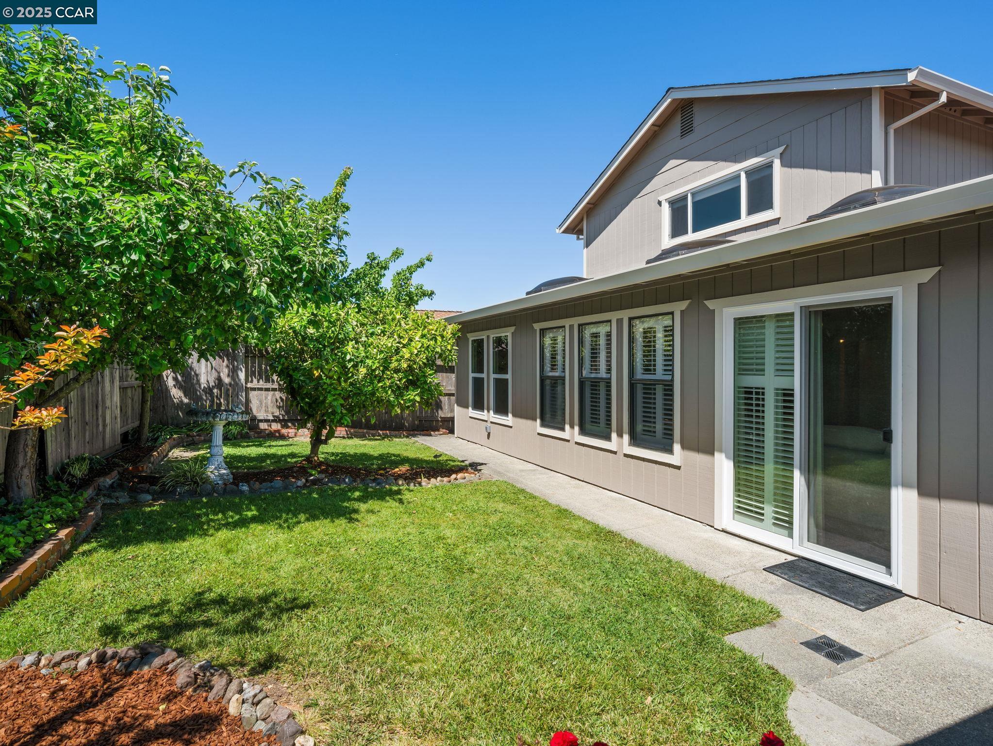 Detail Gallery Image 53 of 56 For 1062 Santa Clara Ln., Petaluma,  CA 94954 - 4 Beds | 3 Baths