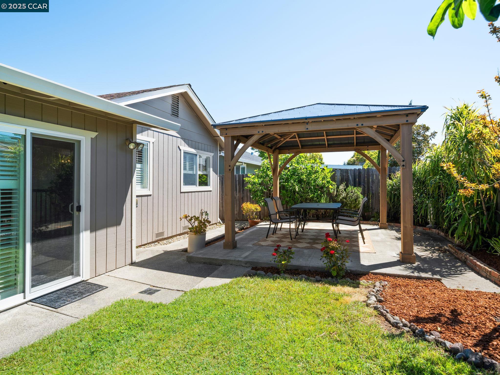 Detail Gallery Image 56 of 56 For 1062 Santa Clara Ln., Petaluma,  CA 94954 - 4 Beds | 3 Baths
