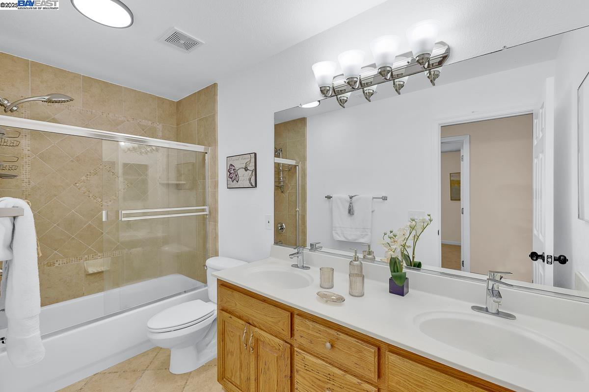 Detail Gallery Image 34 of 60 For 723 Ann Gabriel Ln, Tracy,  CA 95377 - 5 Beds | 3 Baths