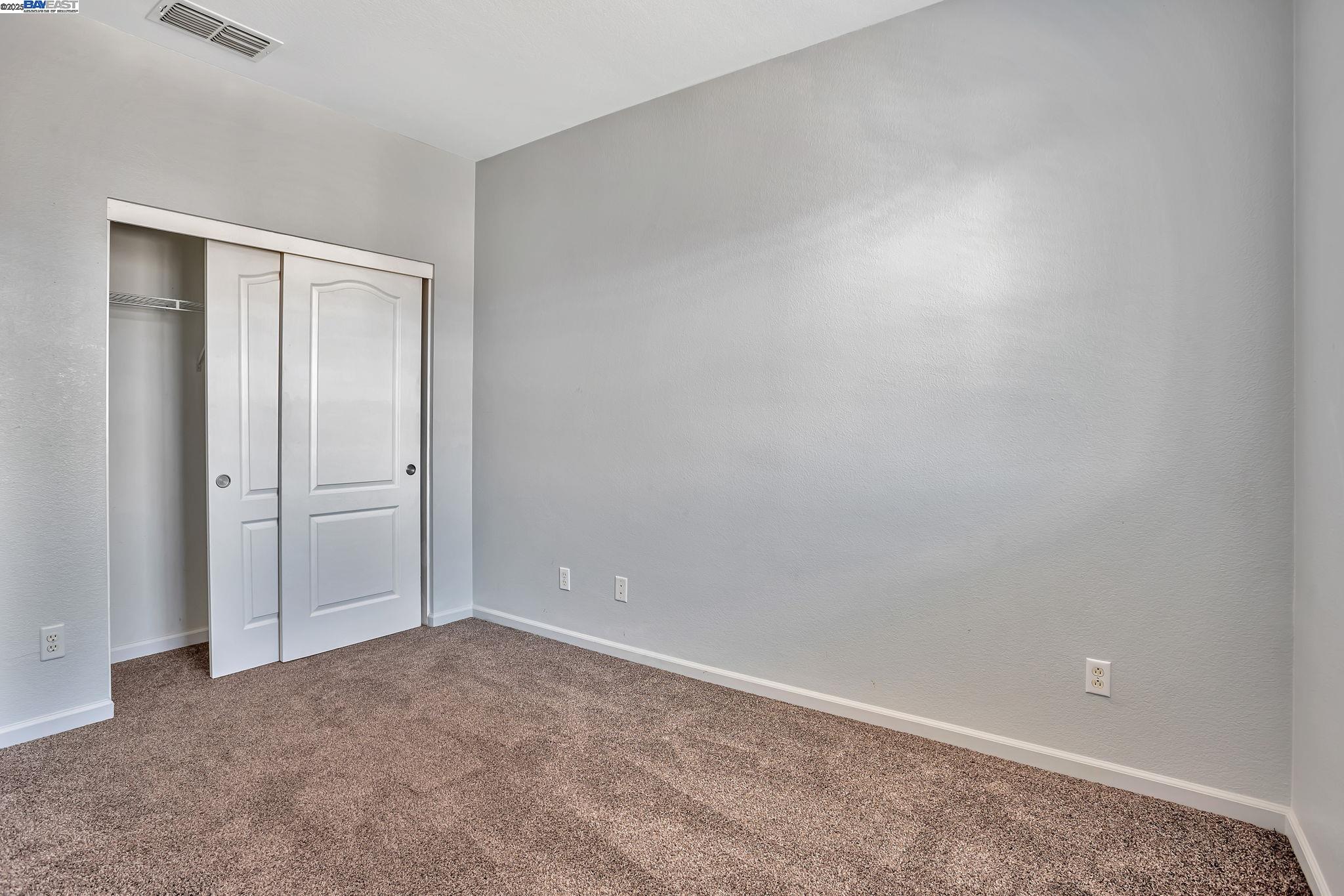 Detail Gallery Image 38 of 57 For 10272 Beckley Way, Elk Grove,  CA 95757 - 5 Beds | 3 Baths