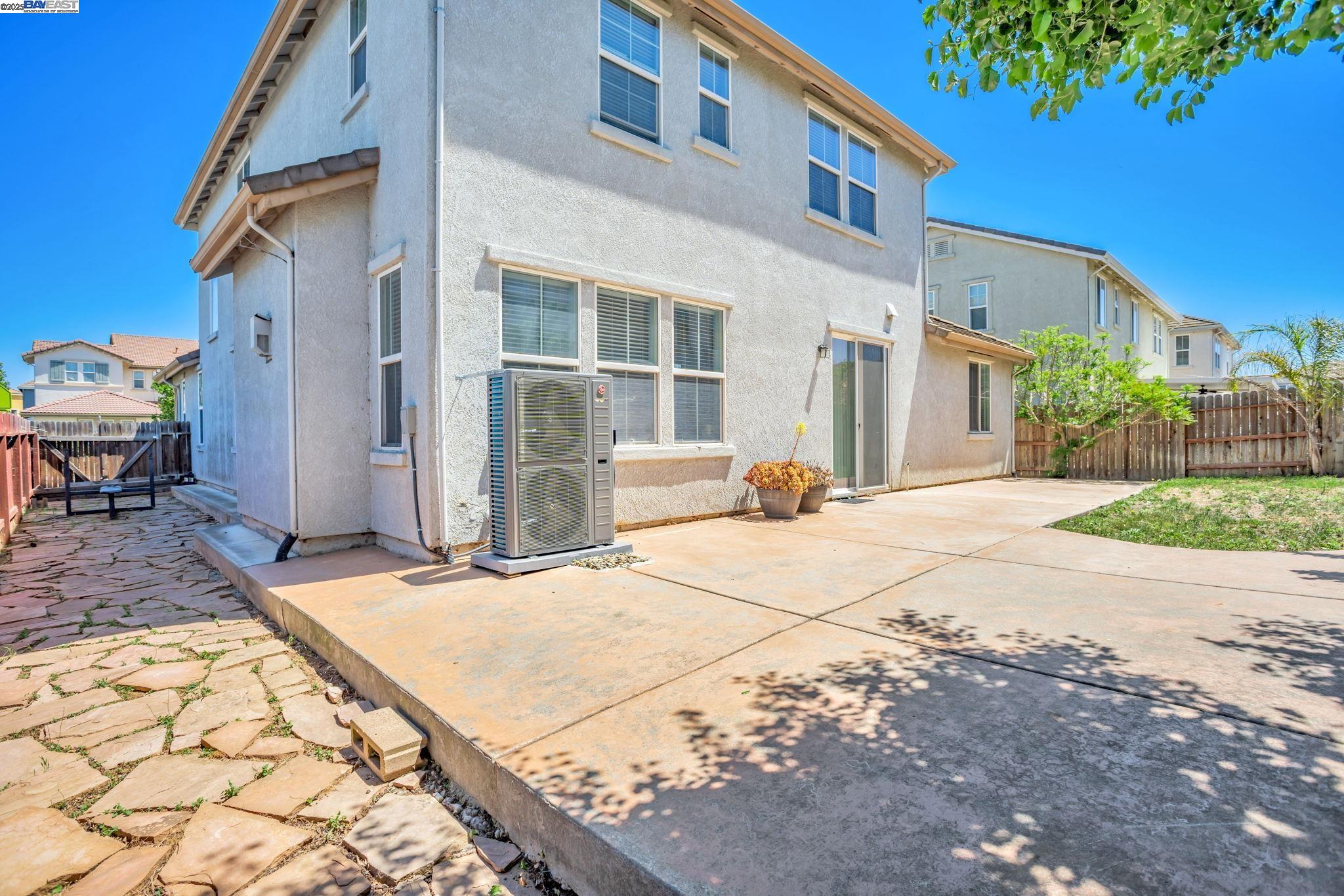 Detail Gallery Image 54 of 57 For 10272 Beckley Way, Elk Grove,  CA 95757 - 5 Beds | 3 Baths