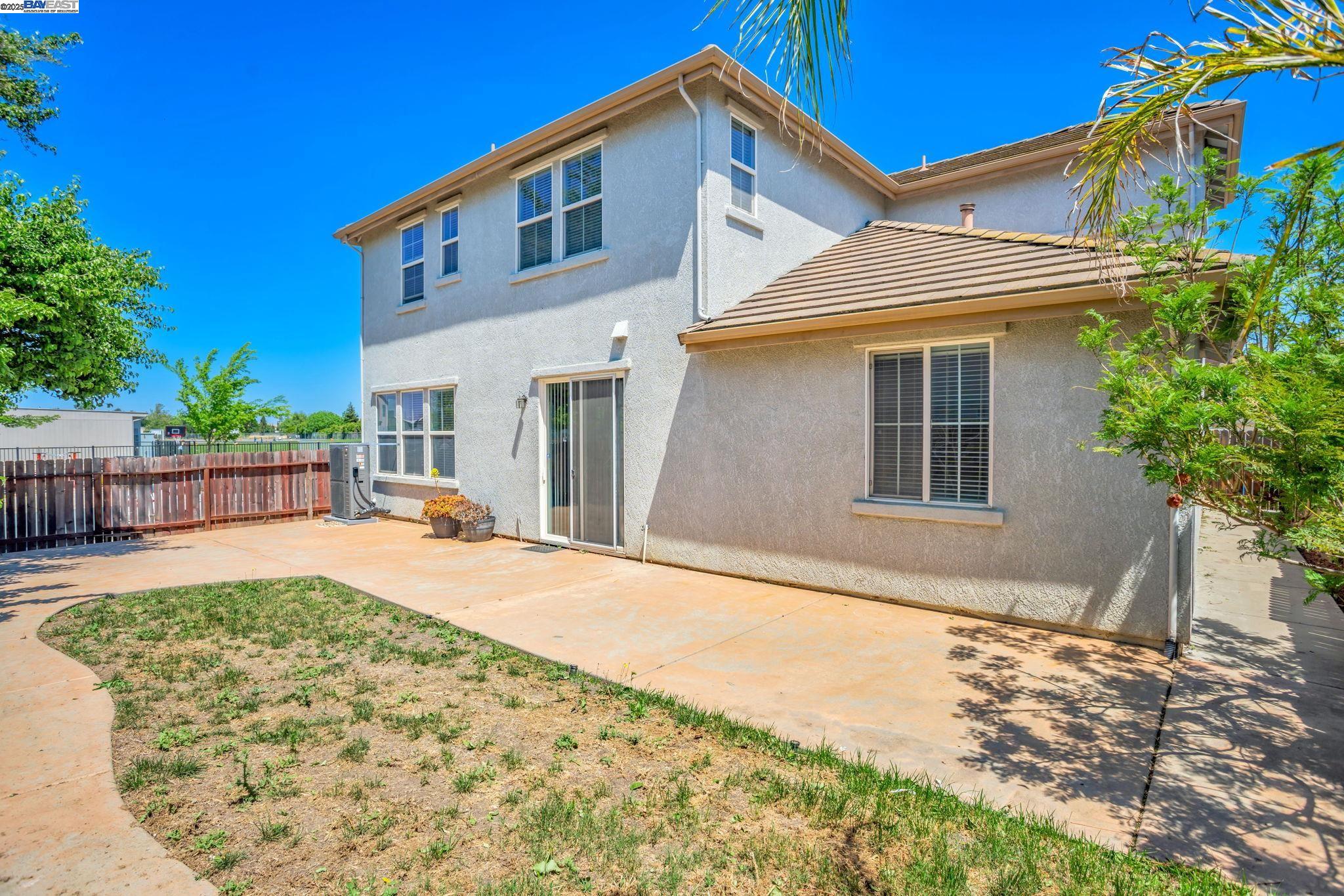 Detail Gallery Image 55 of 57 For 10272 Beckley Way, Elk Grove,  CA 95757 - 5 Beds | 3 Baths